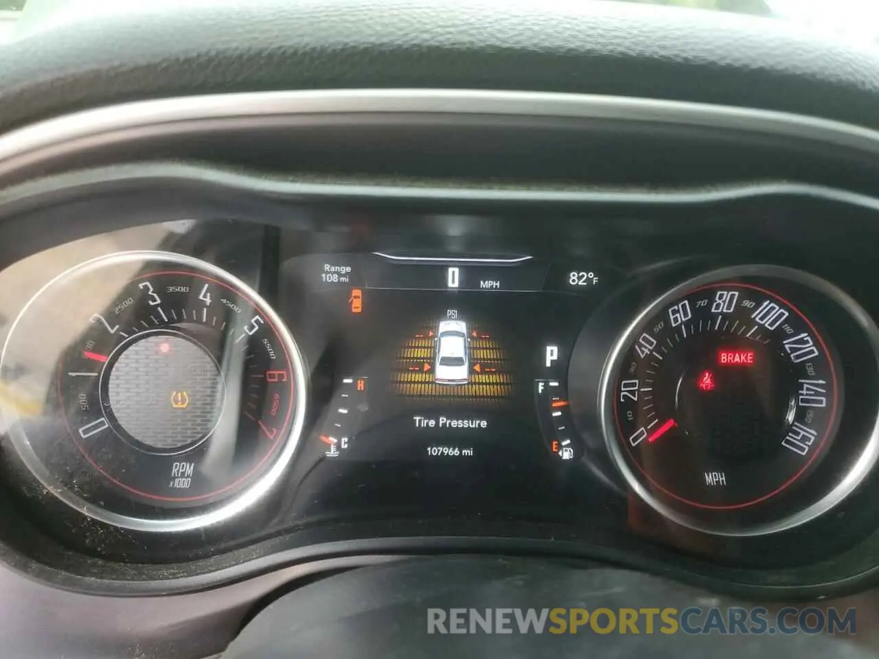 9 fotografías del automóvil dañado 2C3CDZBT8KH616366 DODGE CHALLENGER 2019