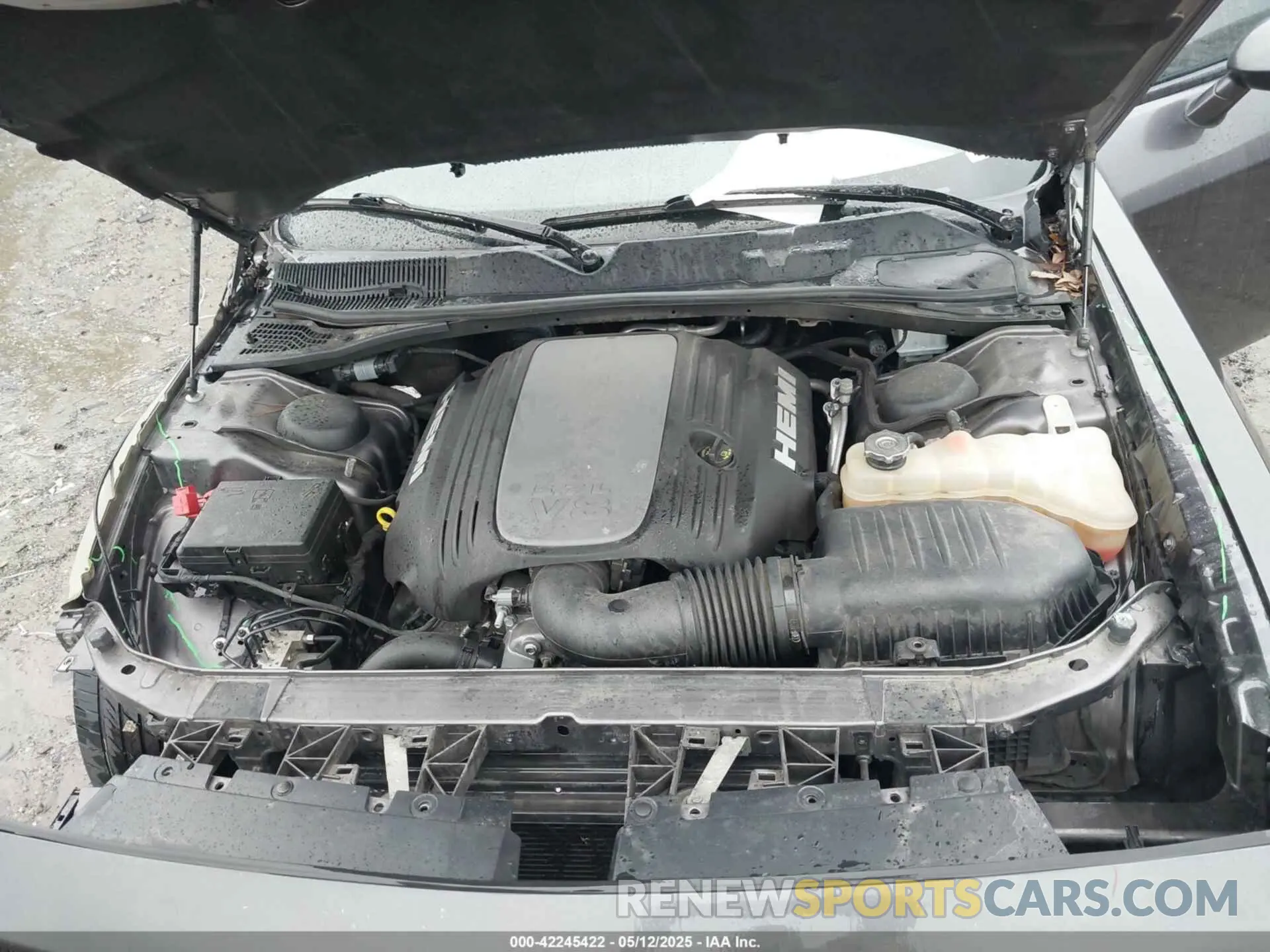 10 fotografías del automóvil dañado 2C3CDZBT8KH631806 DODGE CHALLENGER 2019