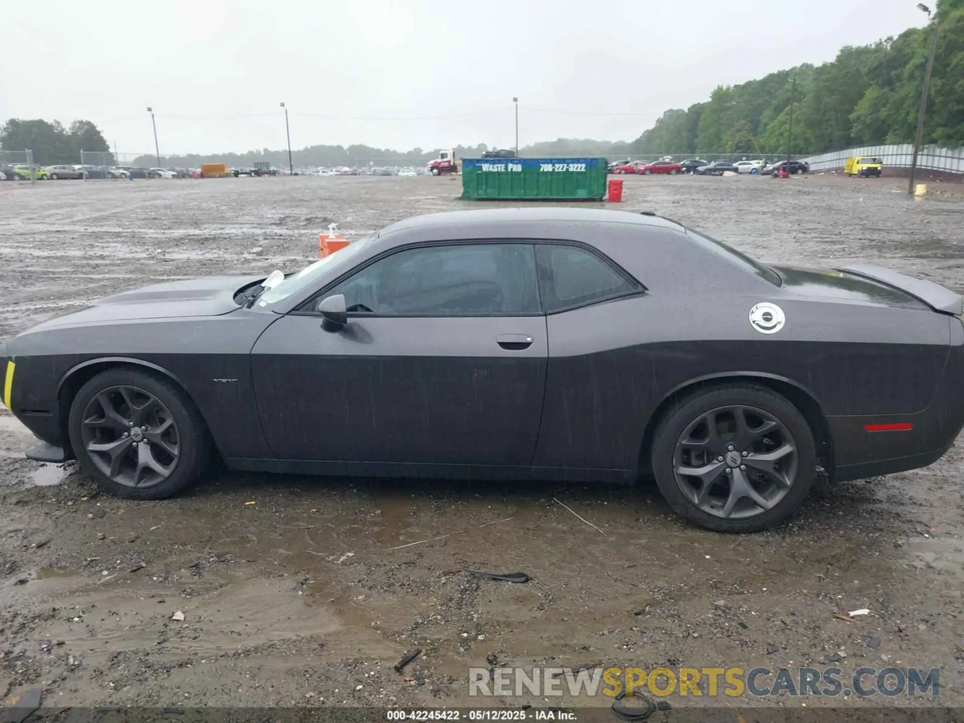 14 fotografías del automóvil dañado 2C3CDZBT8KH631806 DODGE CHALLENGER 2019