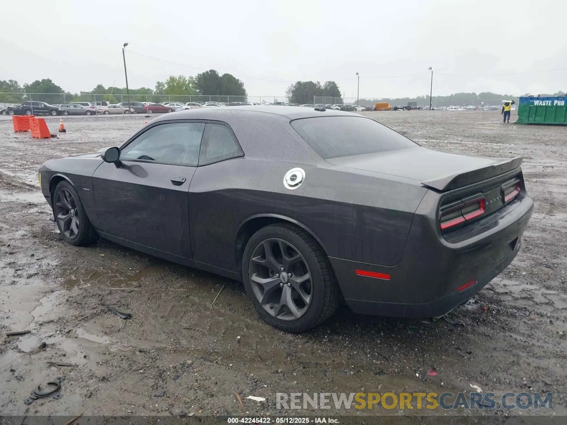 3 fotografías del automóvil dañado 2C3CDZBT8KH631806 DODGE CHALLENGER 2019