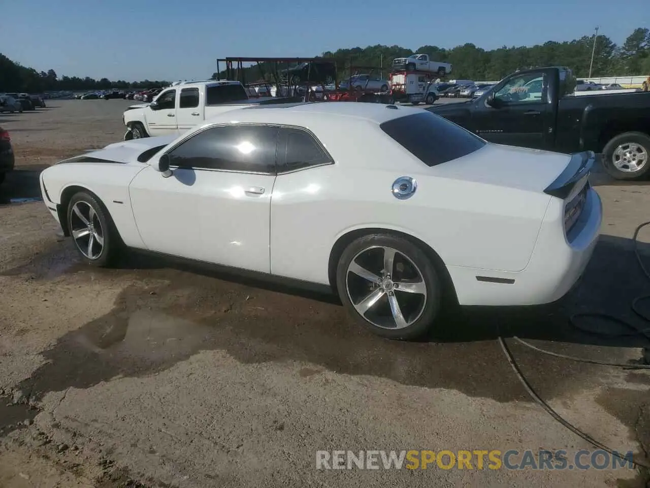 2 fotografías del automóvil dañado 2C3CDZBT8KH641638 DODGE CHALLENGER 2019
