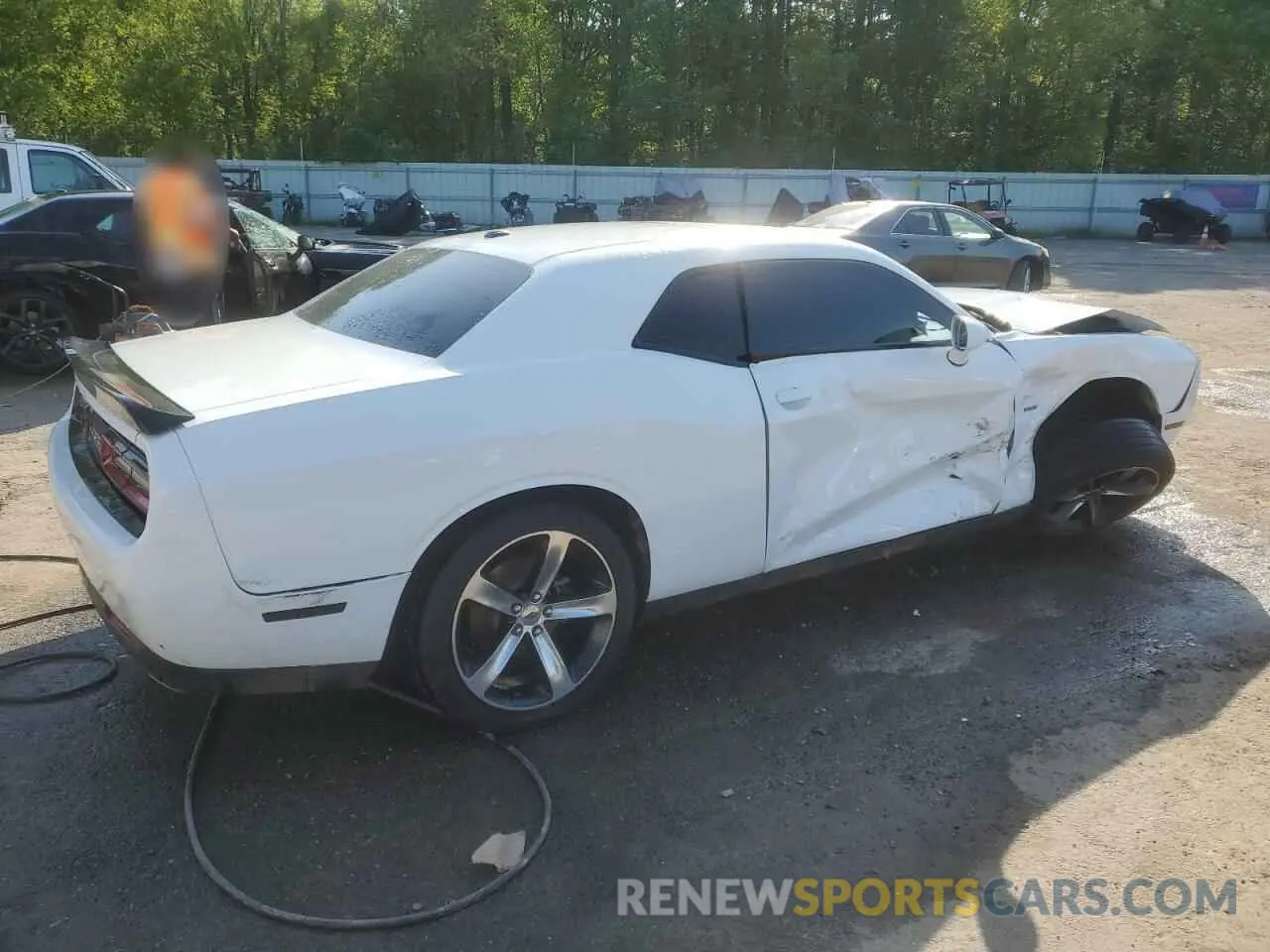 3 fotografías del automóvil dañado 2C3CDZBT8KH641638 DODGE CHALLENGER 2019