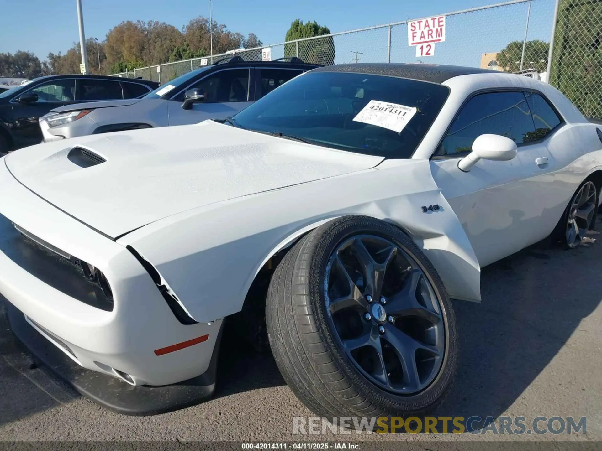 6 fotografías del automóvil dañado 2C3CDZBT9KH629546 DODGE CHALLENGER 2019