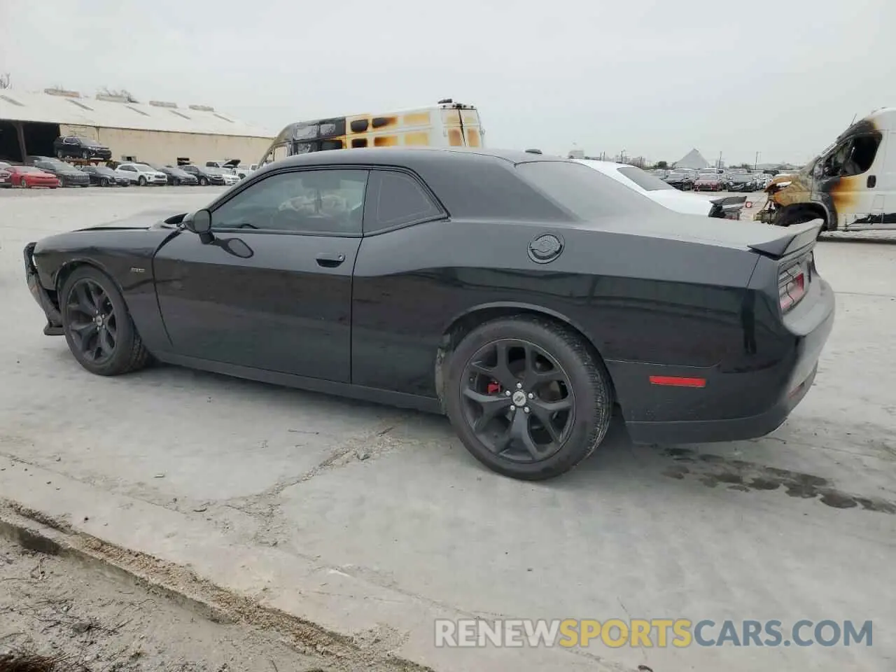 2 fotografías del automóvil dañado 2C3CDZBT9KH651983 DODGE CHALLENGER 2019