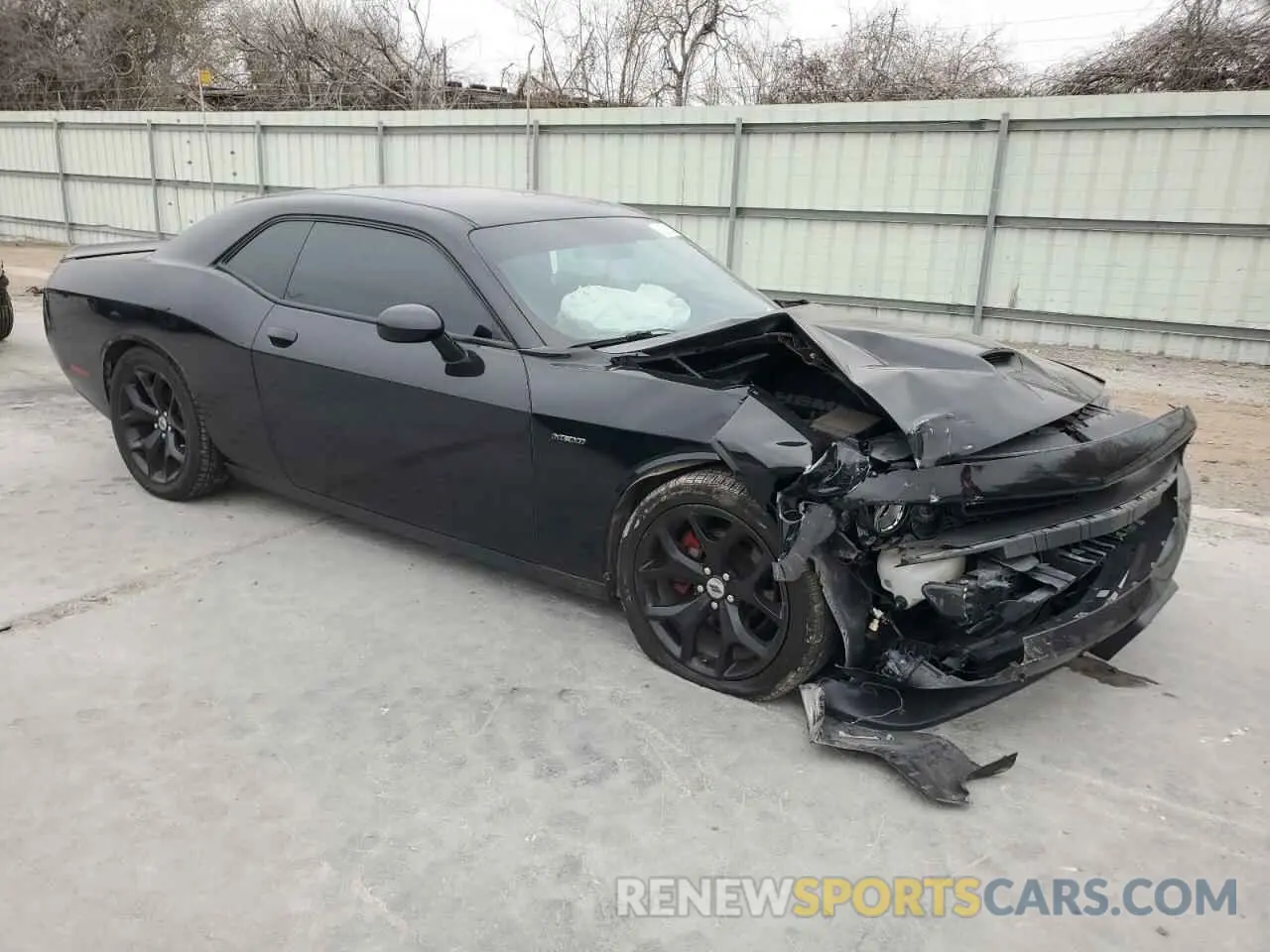 4 fotografías del automóvil dañado 2C3CDZBT9KH651983 DODGE CHALLENGER 2019