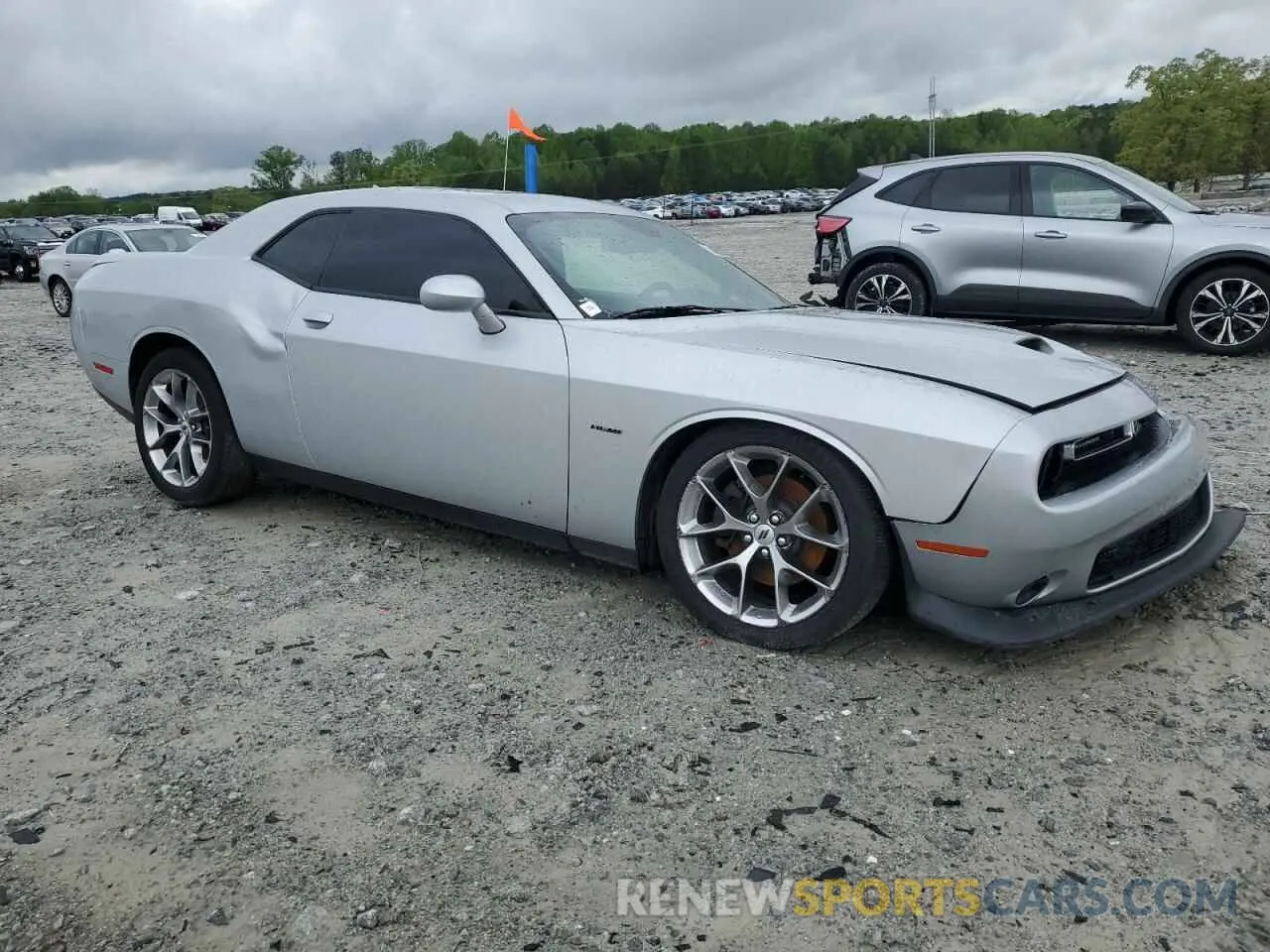 4 fotografías del automóvil dañado 2C3CDZBT9KH759245 DODGE CHALLENGER 2019