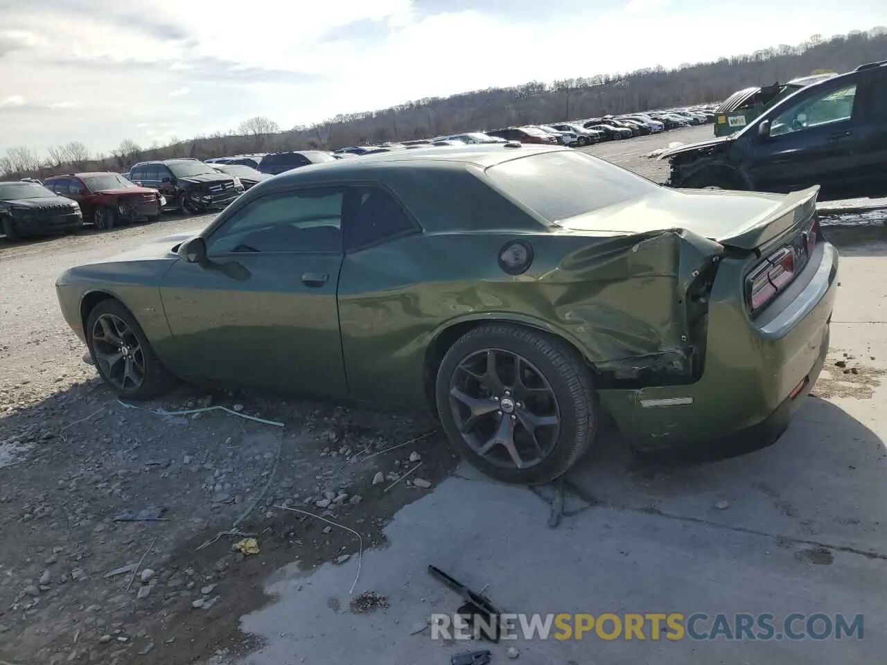 2 fotografías del automóvil dañado 2C3CDZBTXKH613775 DODGE CHALLENGER 2019