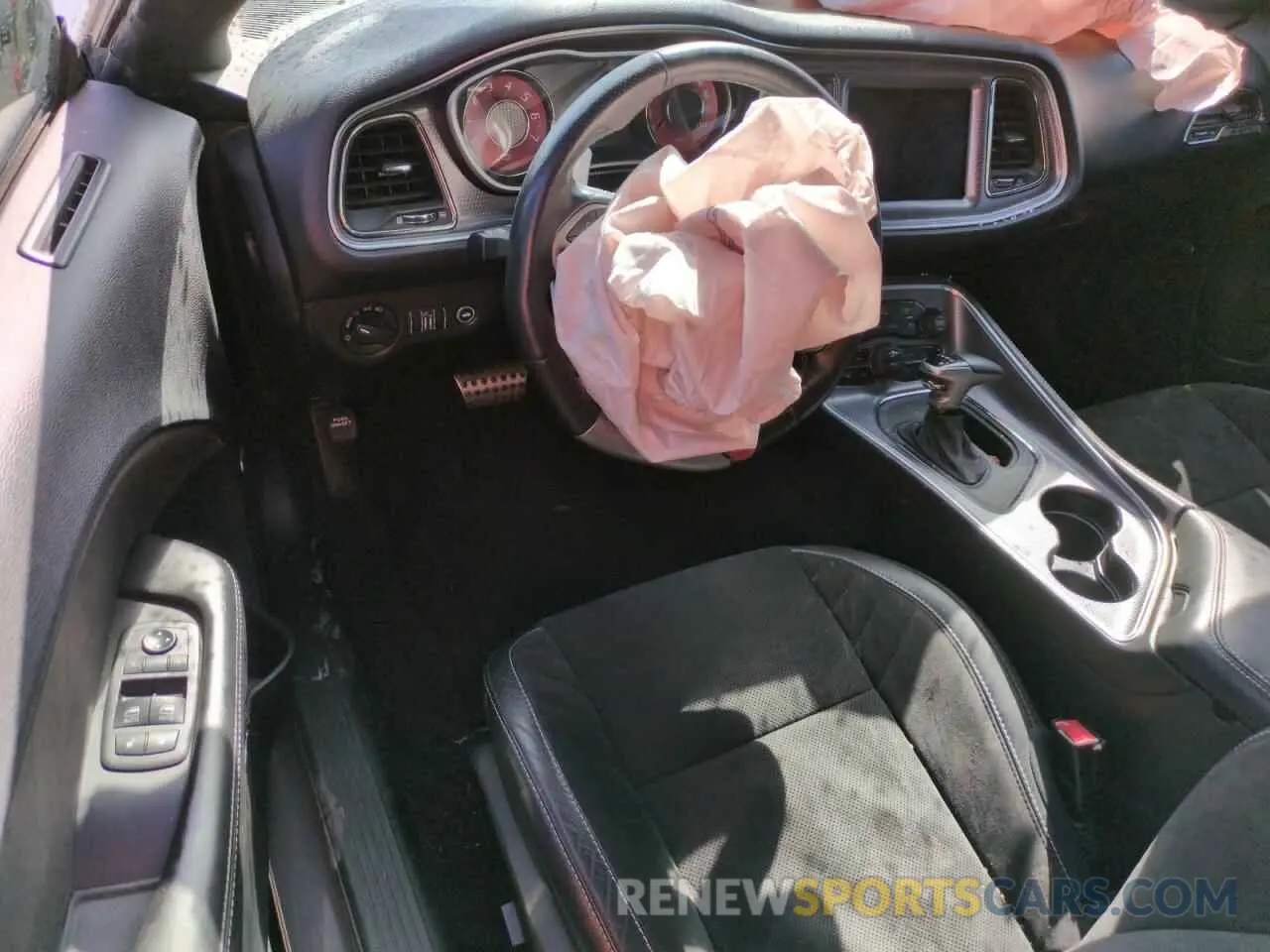 8 fotografías del automóvil dañado 2C3CDZC94KH674882 DODGE CHALLENGER 2019