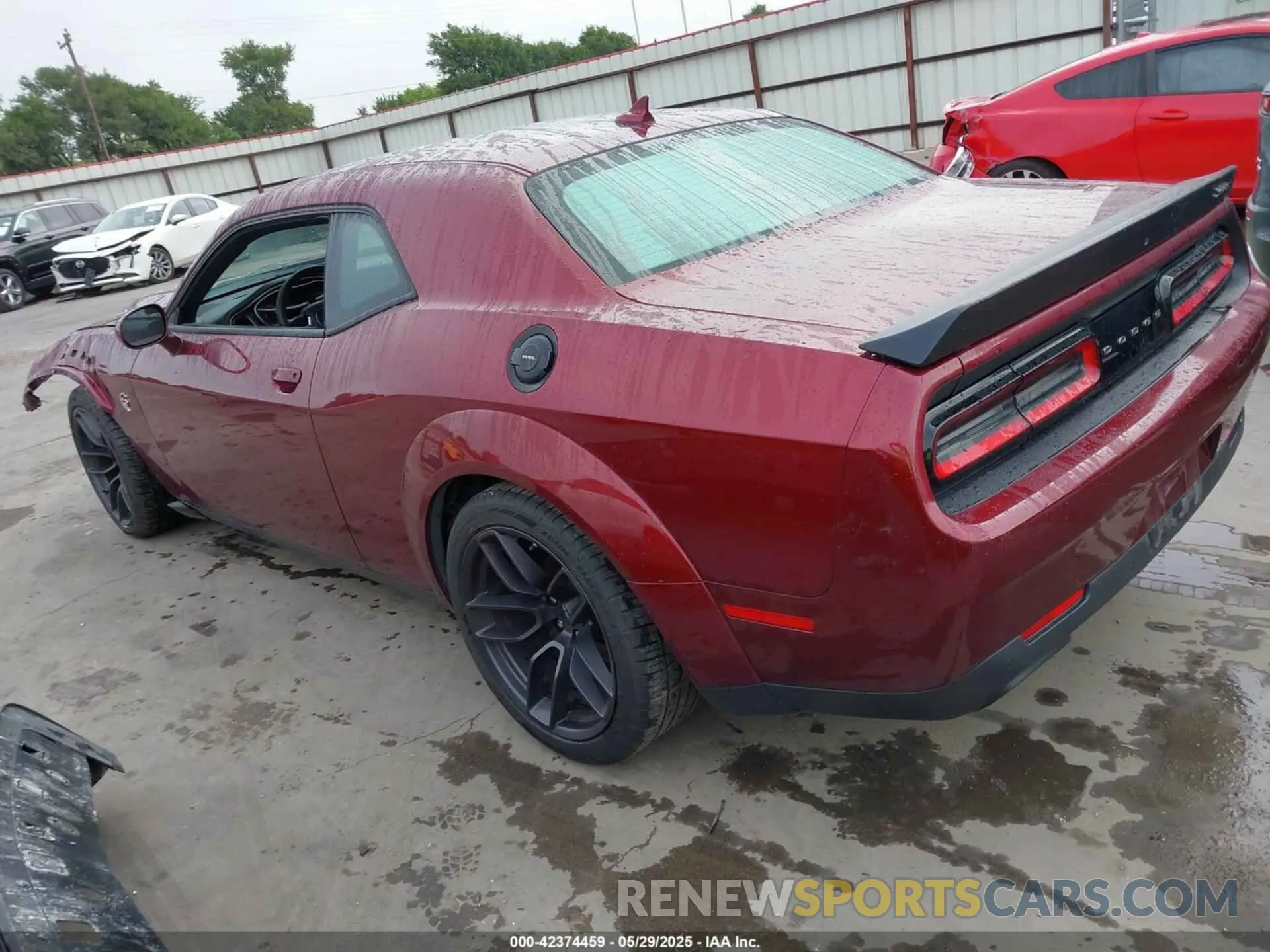 3 fotografías del automóvil dañado 2C3CDZC95KH521024 DODGE CHALLENGER 2019