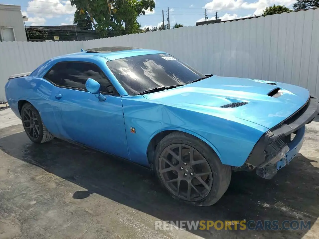 4 fotografías del automóvil dañado 2C3CDZFJ0KH508543 DODGE CHALLENGER 2019