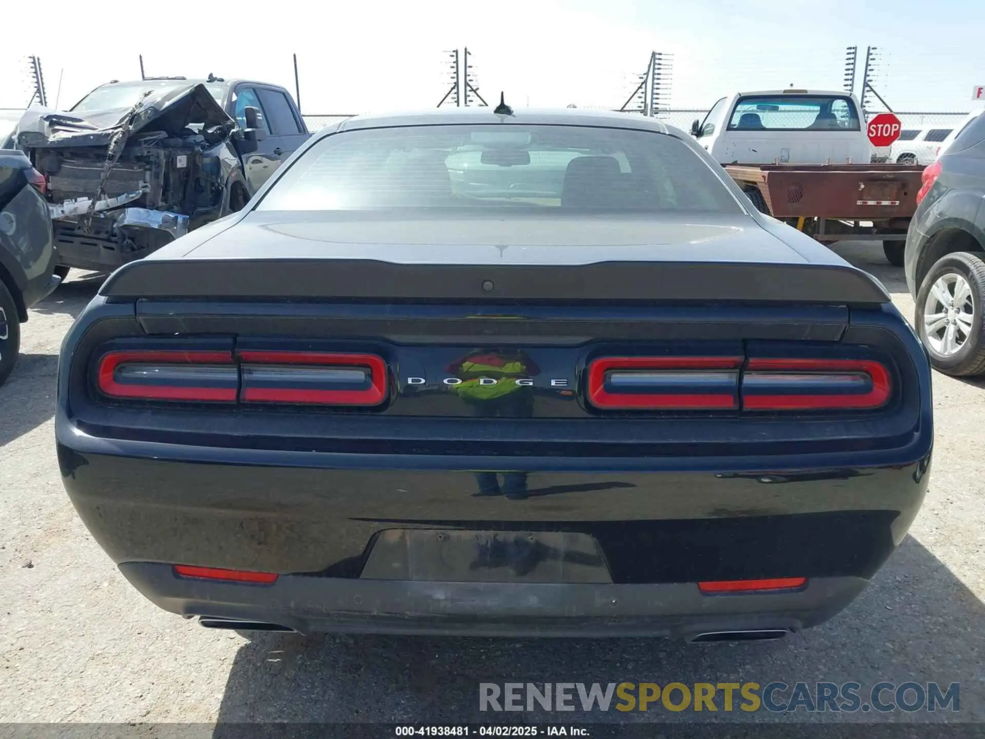 17 fotografías del automóvil dañado 2C3CDZFJ0KH730791 DODGE CHALLENGER 2019