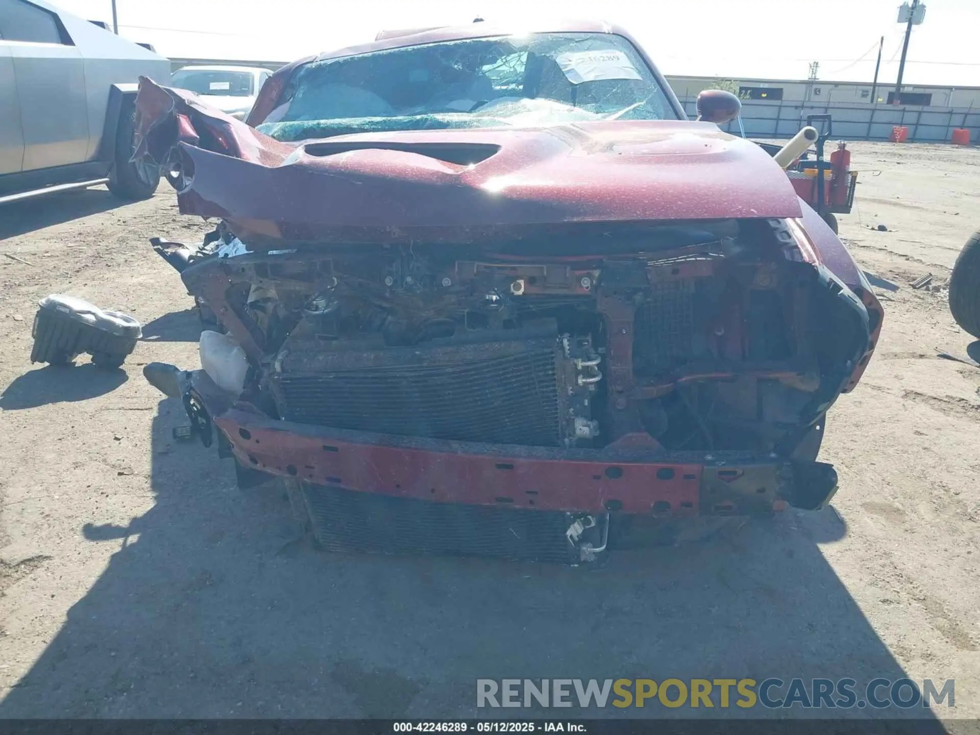 12 fotografías del automóvil dañado 2C3CDZFJ1KH666745 DODGE CHALLENGER 2019