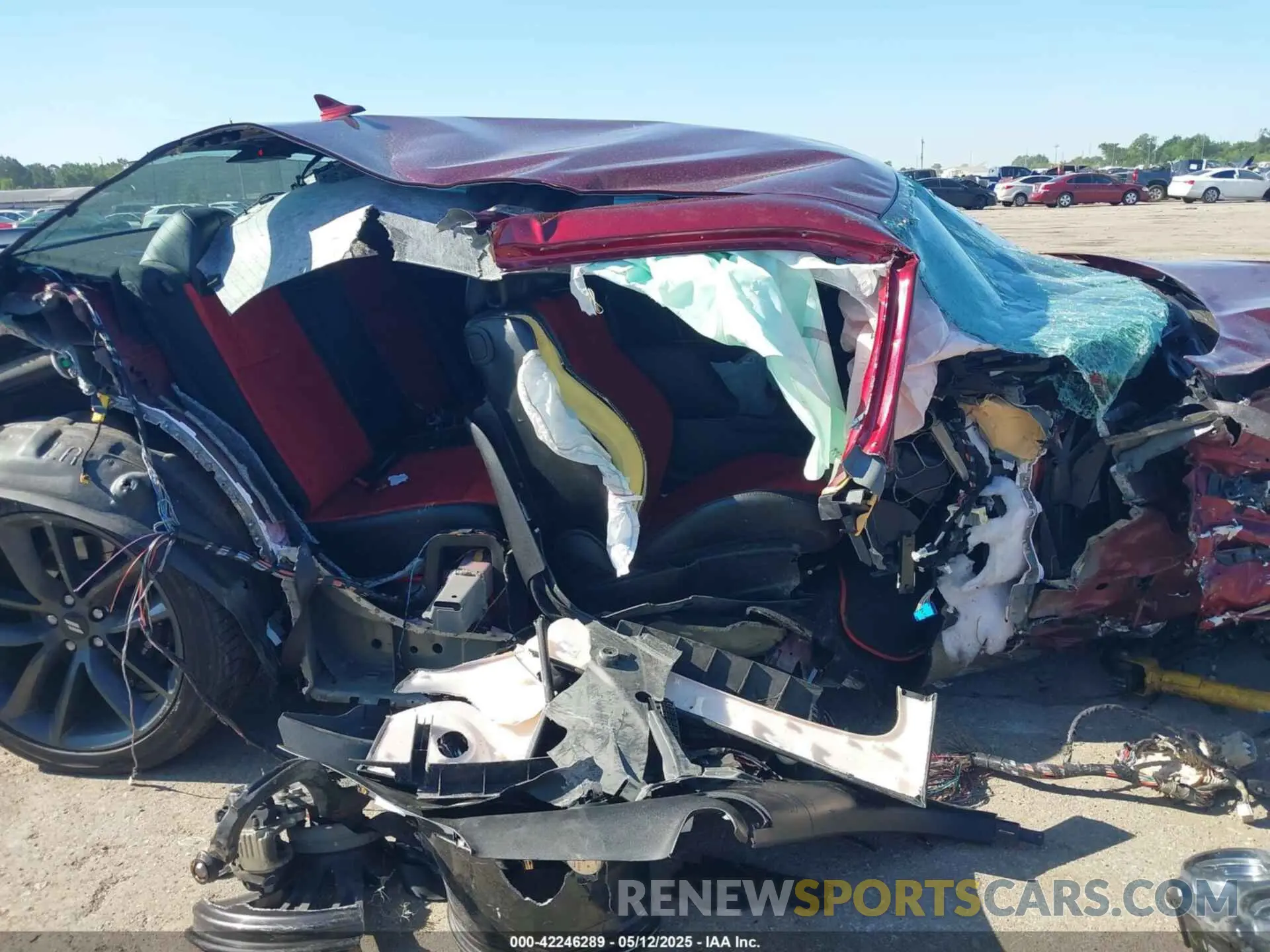 13 fotografías del automóvil dañado 2C3CDZFJ1KH666745 DODGE CHALLENGER 2019