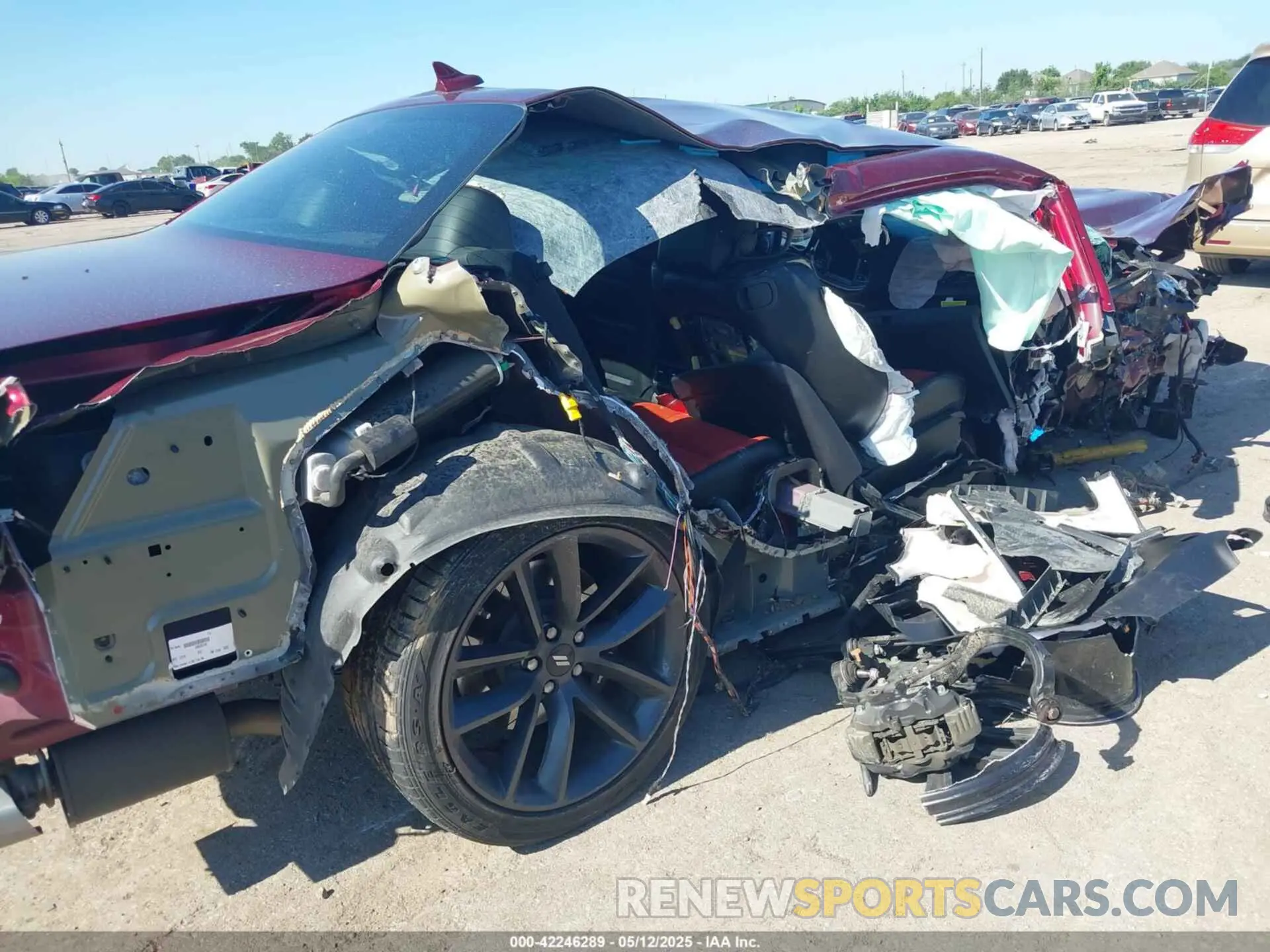 6 fotografías del automóvil dañado 2C3CDZFJ1KH666745 DODGE CHALLENGER 2019