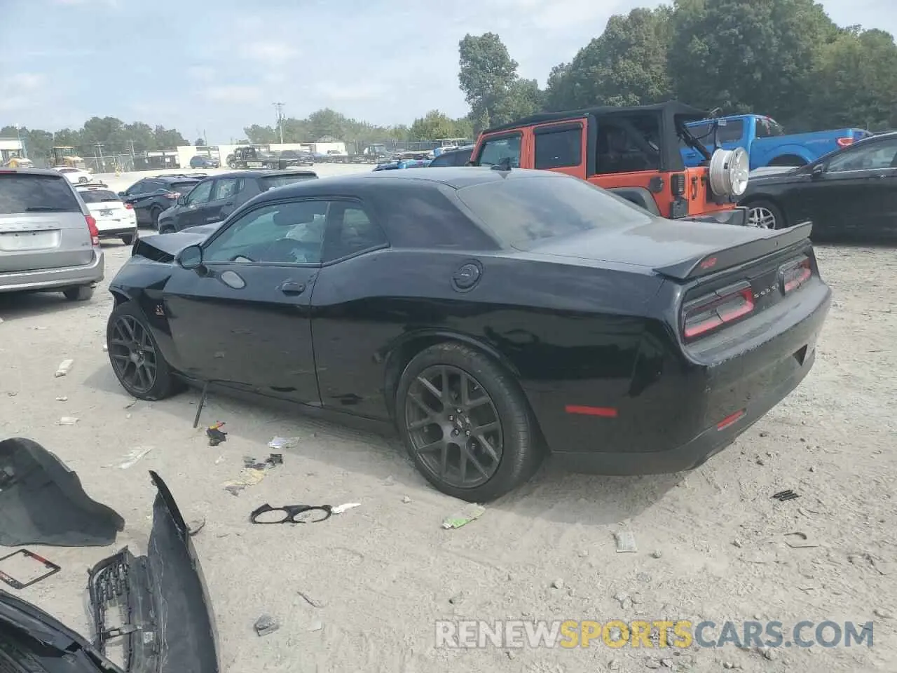 2 fotografías del automóvil dañado 2C3CDZFJ2KH719274 DODGE CHALLENGER 2019