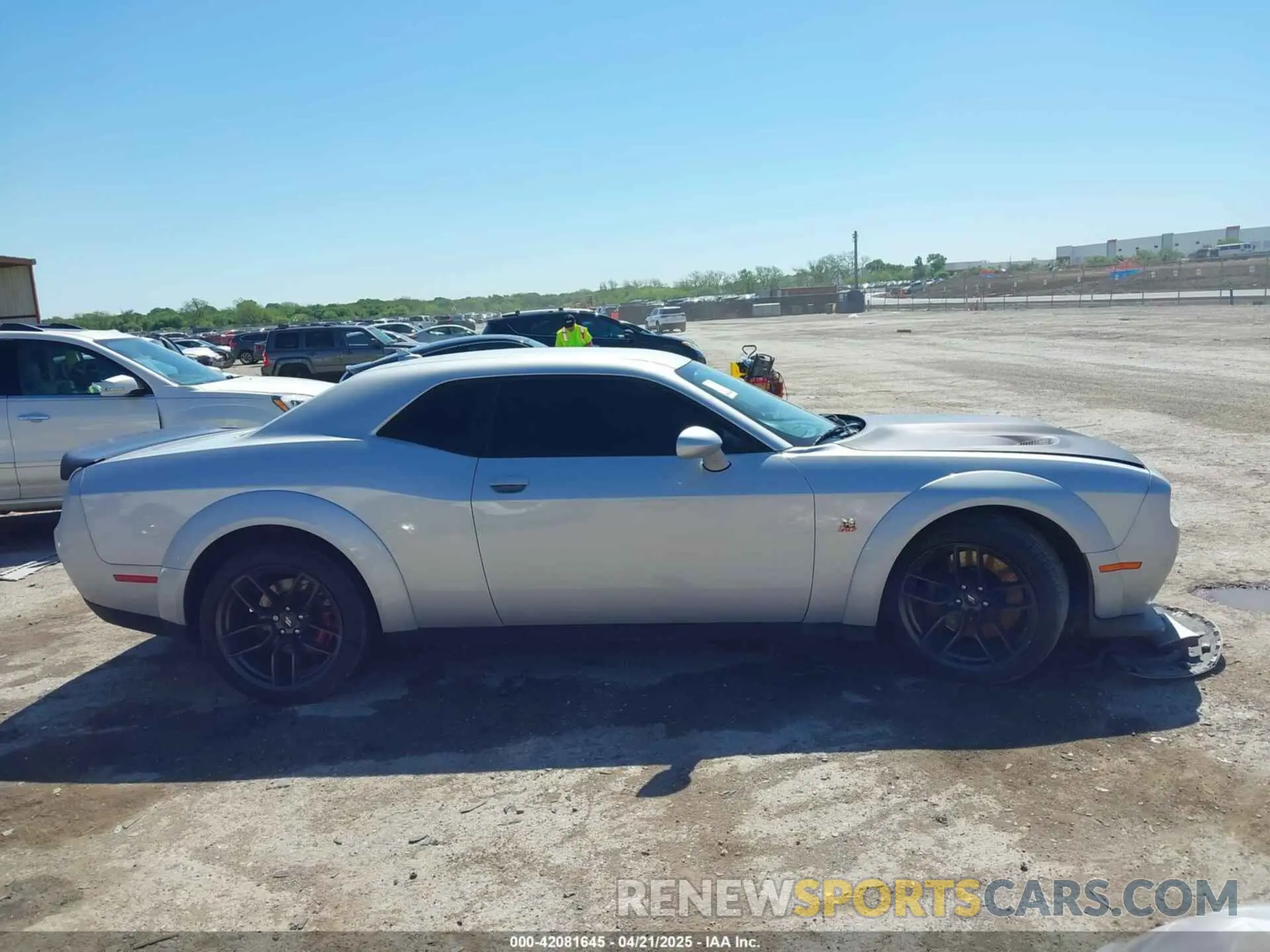13 fotografías del automóvil dañado 2C3CDZFJ3KH625596 DODGE CHALLENGER 2019