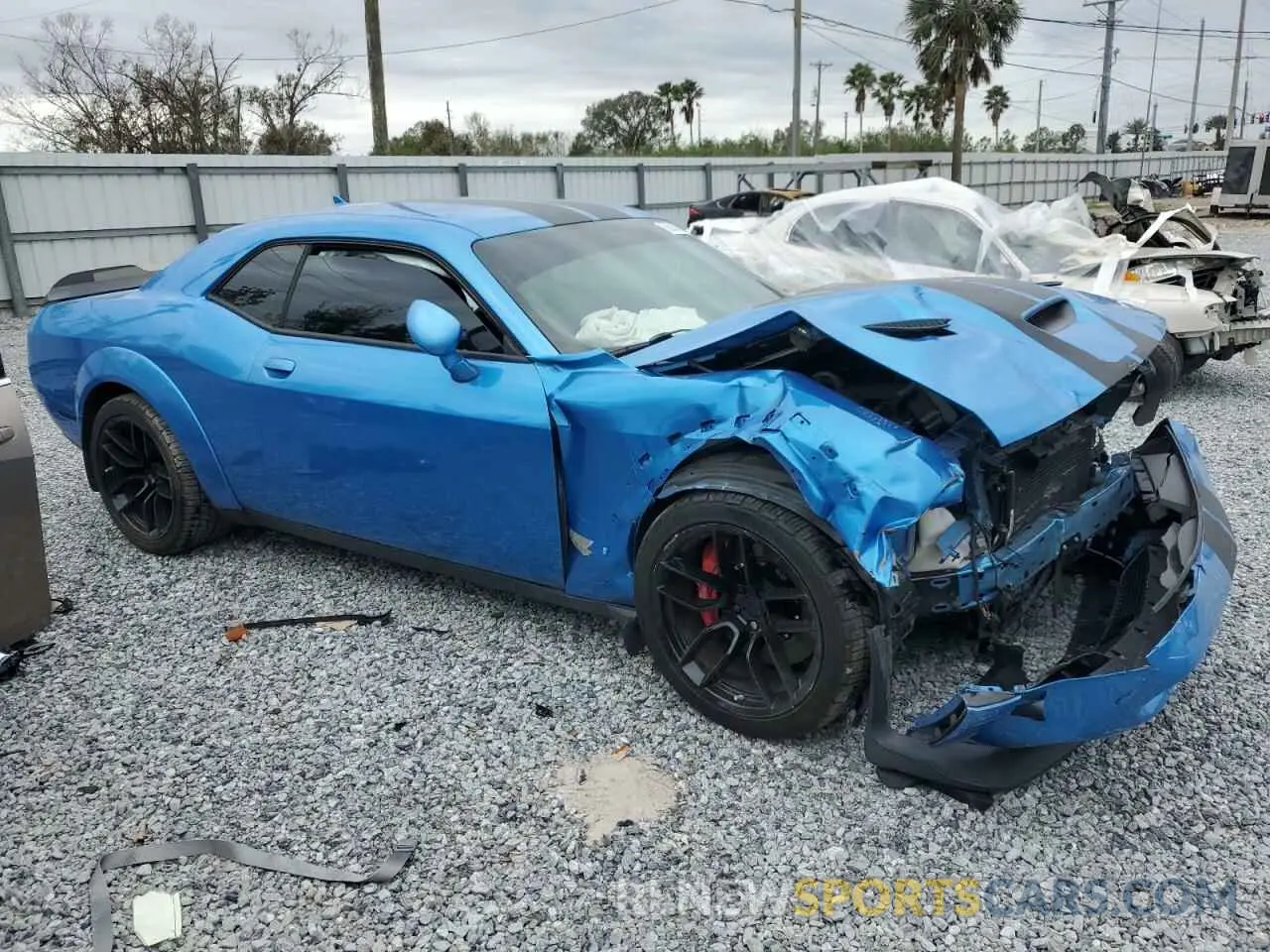 4 fotografías del automóvil dañado 2C3CDZFJ3KH625629 DODGE CHALLENGER 2019