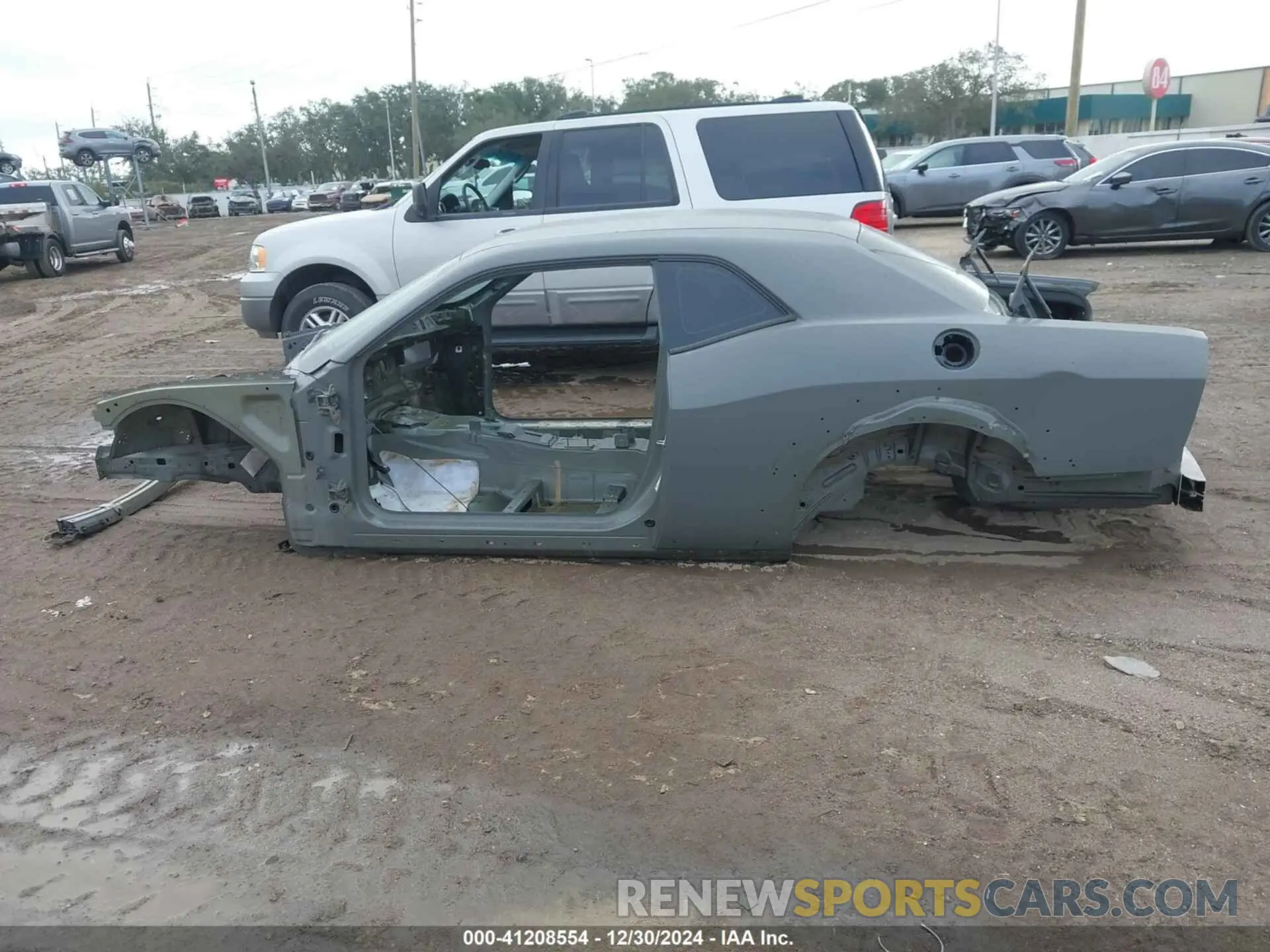 13 fotografías del automóvil dañado 2C3CDZFJ6KH625267 DODGE CHALLENGER 2019