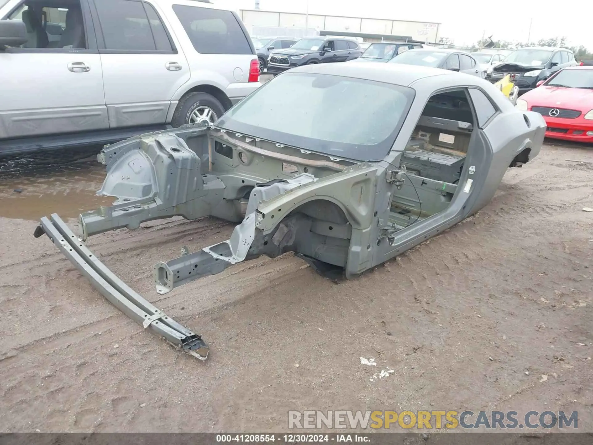 2 fotografías del automóvil dañado 2C3CDZFJ6KH625267 DODGE CHALLENGER 2019