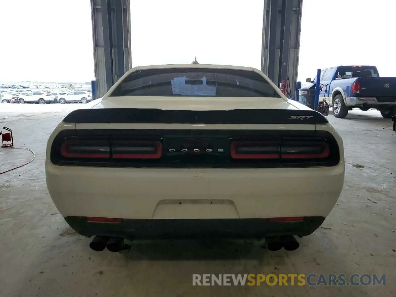 6 fotografías del automóvil dañado 2C3CDZFJ6KH625415 DODGE CHALLENGER 2019