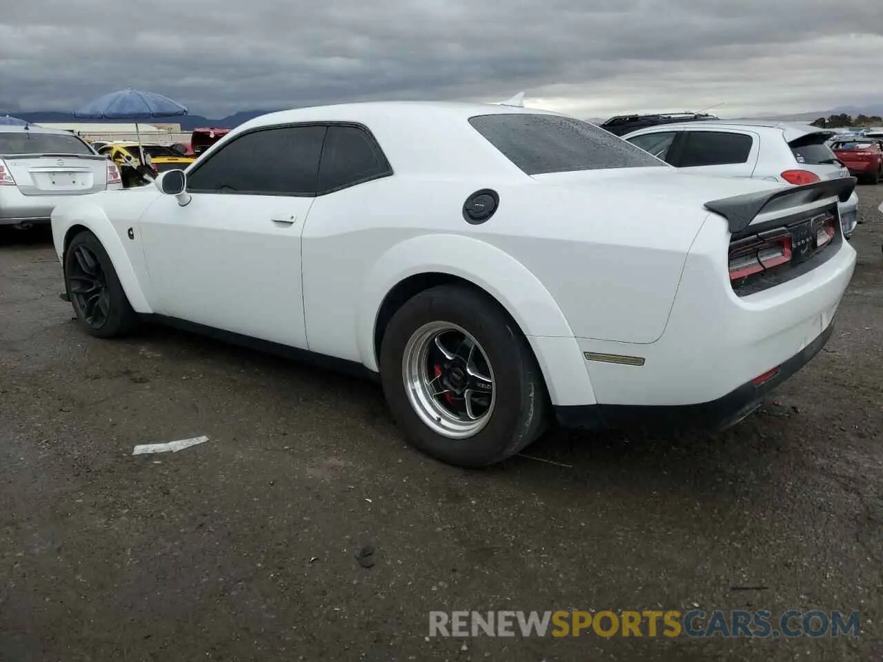 2 fotografías del automóvil dañado 2C3CDZFJ7KH607036 DODGE CHALLENGER 2019
