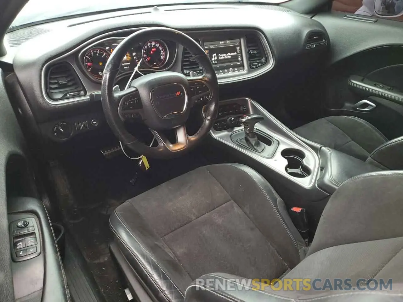 8 fotografías del automóvil dañado 2C3CDZFJ7KH607036 DODGE CHALLENGER 2019