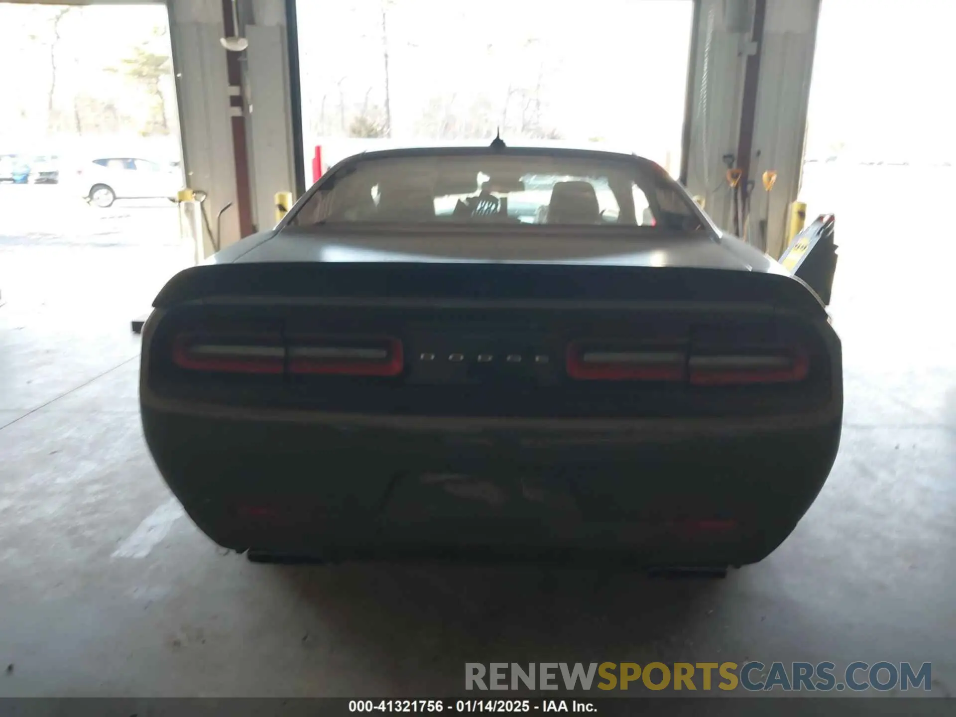 15 fotografías del automóvil dañado 2C3CDZFJ8KH561863 DODGE CHALLENGER 2019