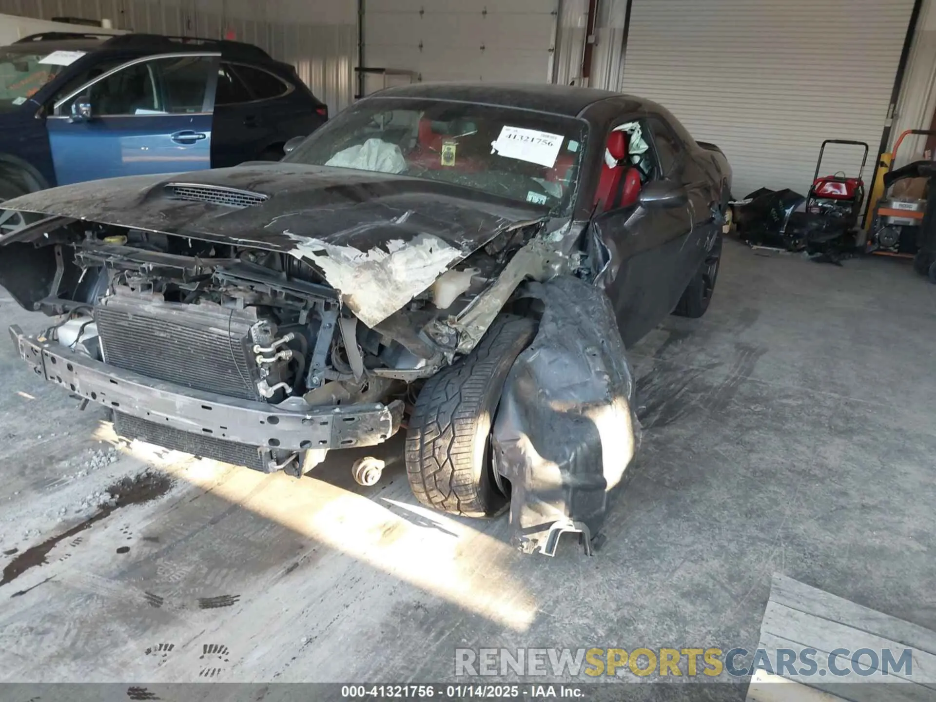 2 fotografías del automóvil dañado 2C3CDZFJ8KH561863 DODGE CHALLENGER 2019