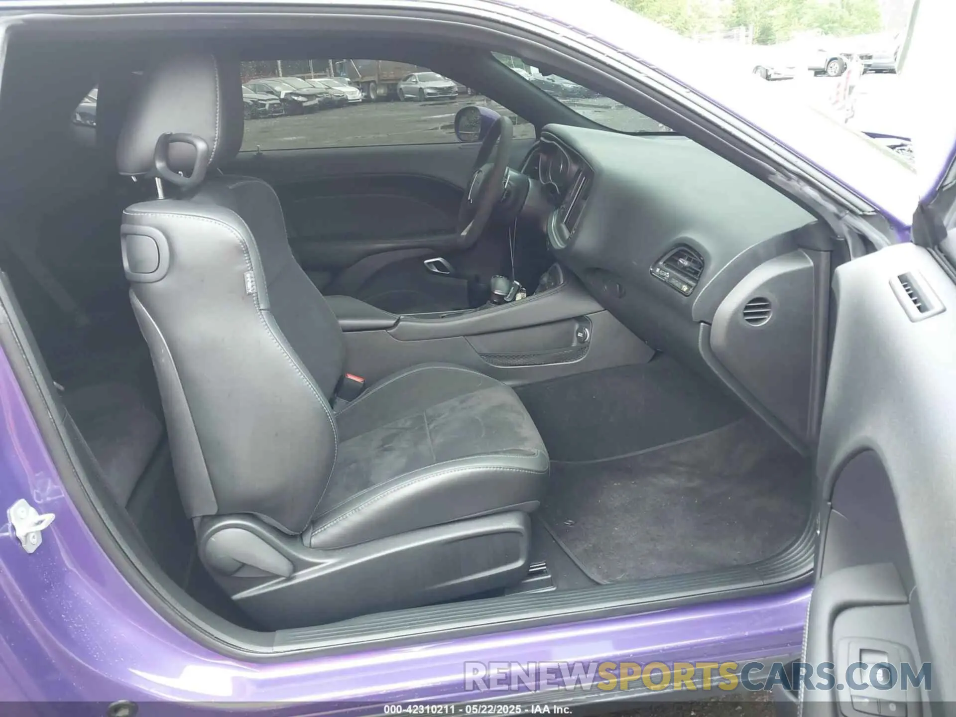 5 fotografías del automóvil dañado 2C3CDZFJ8KH595253 DODGE CHALLENGER 2019