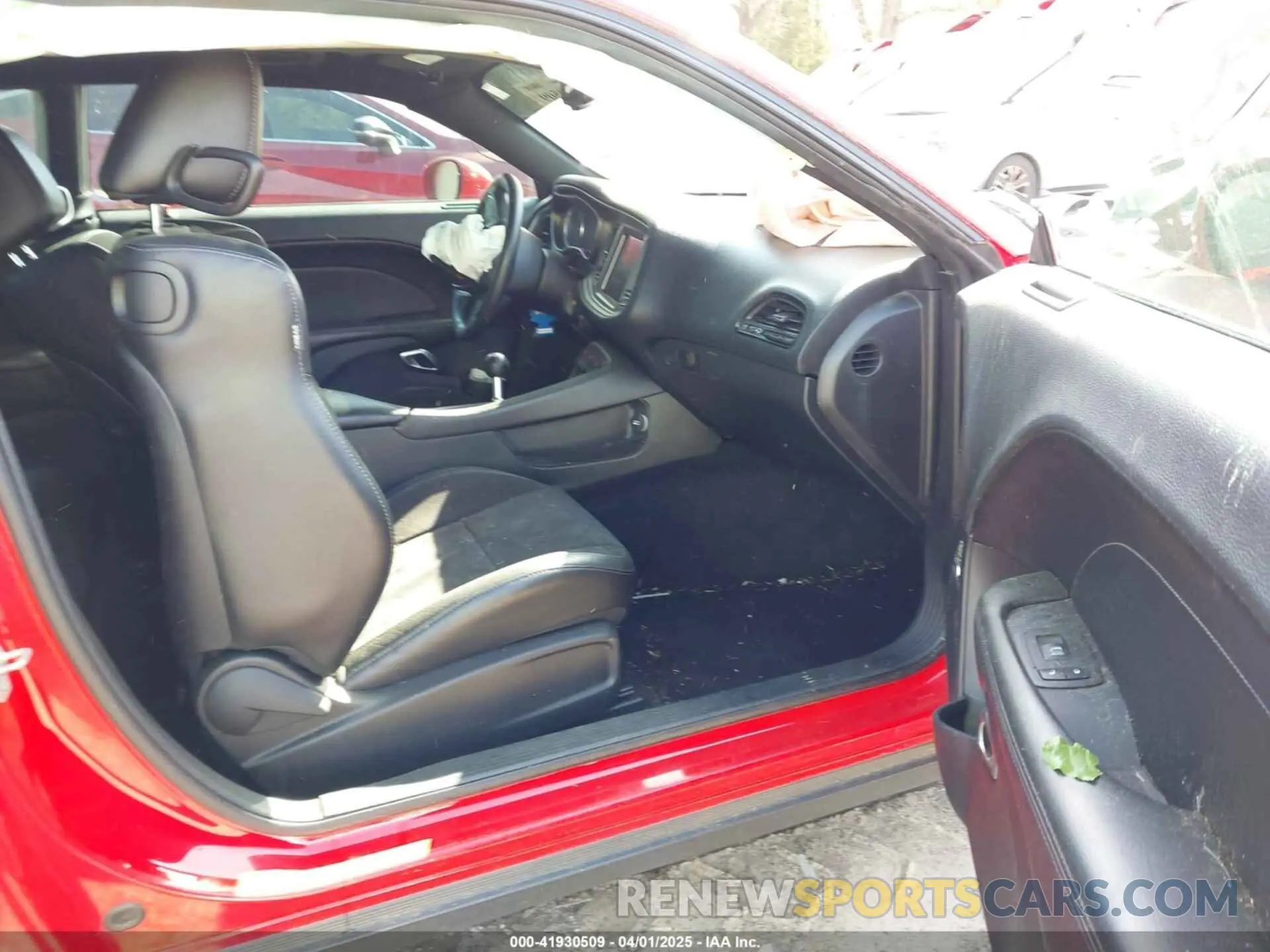 5 fotografías del automóvil dañado 2C3CDZFJXKH587235 DODGE CHALLENGER 2019