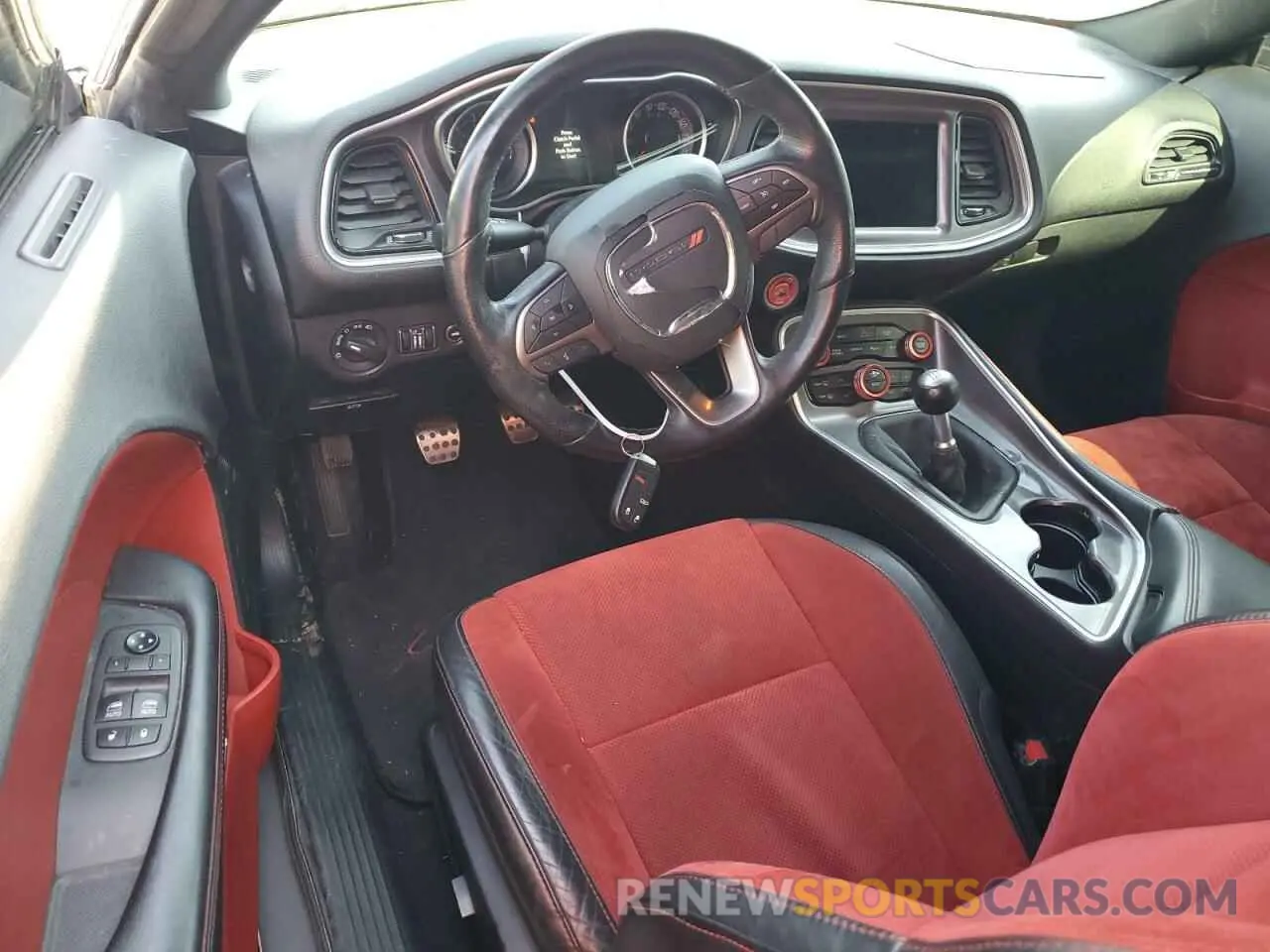 8 fotografías del automóvil dañado 2C3CDZFJXKH676450 DODGE CHALLENGER 2019