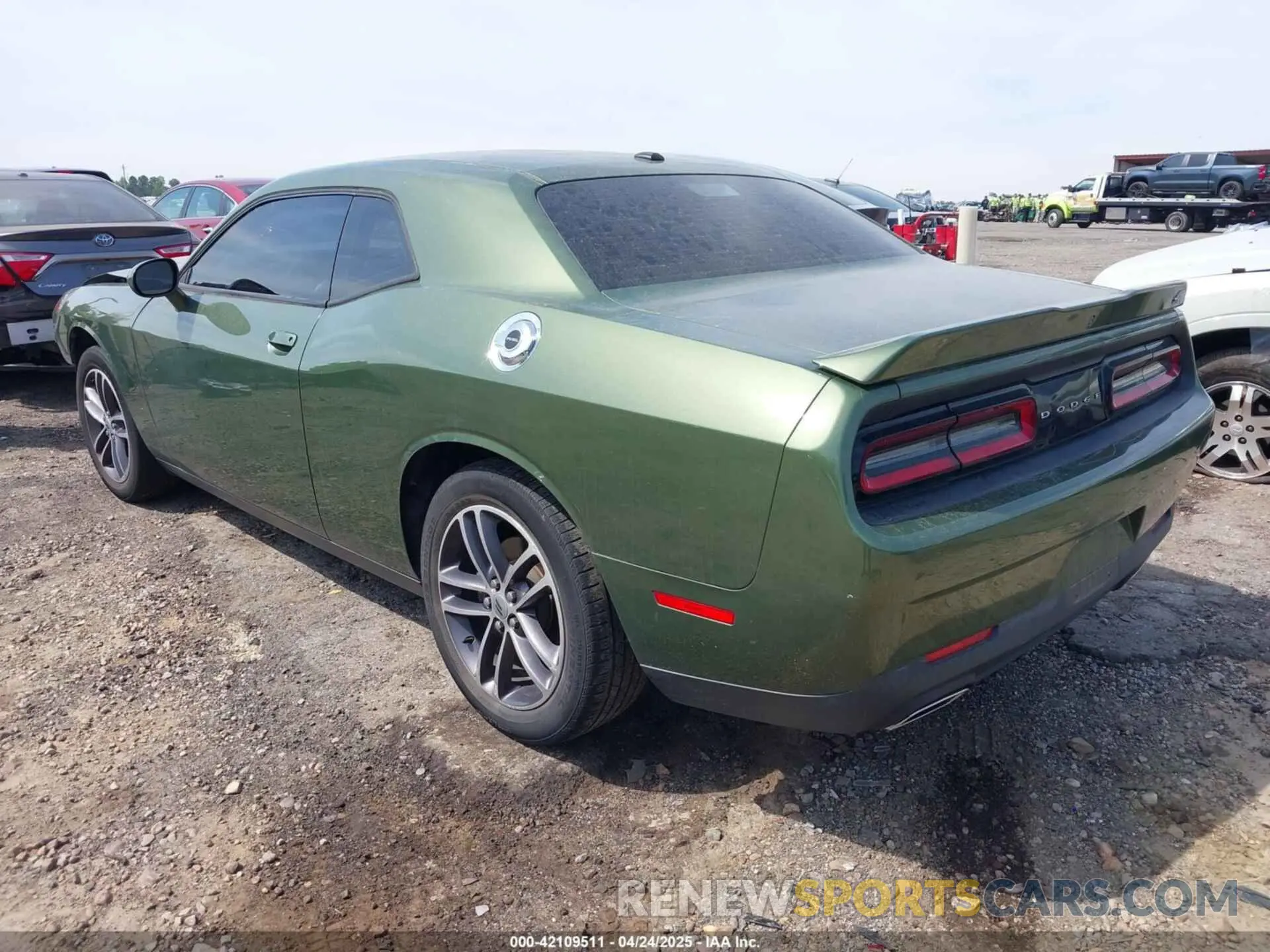 3 fotografías del automóvil dañado 2C3CDZGG0KH628040 DODGE CHALLENGER 2019
