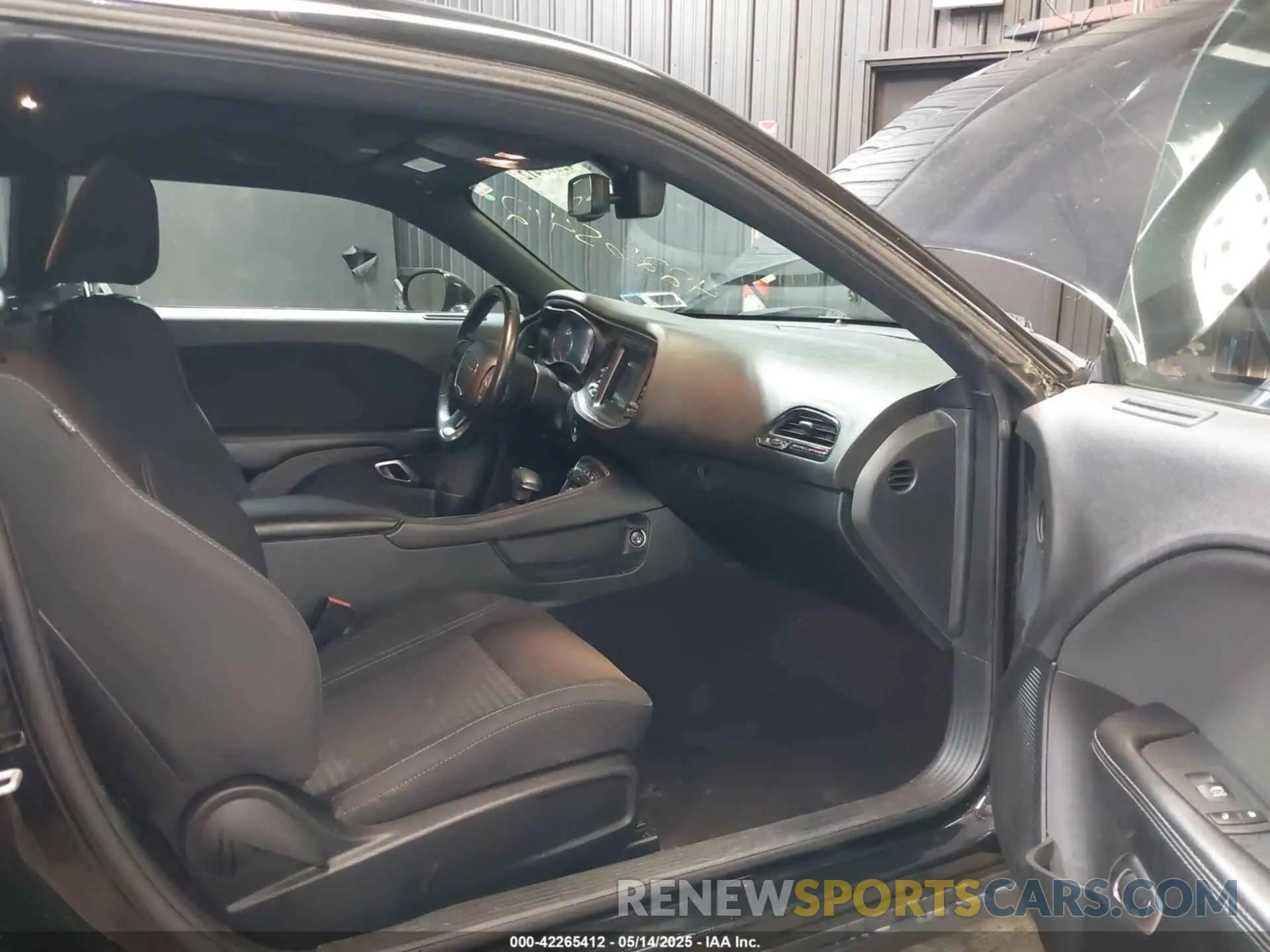 5 fotografías del automóvil dañado 2C3CDZGG8KH690379 DODGE CHALLENGER 2019