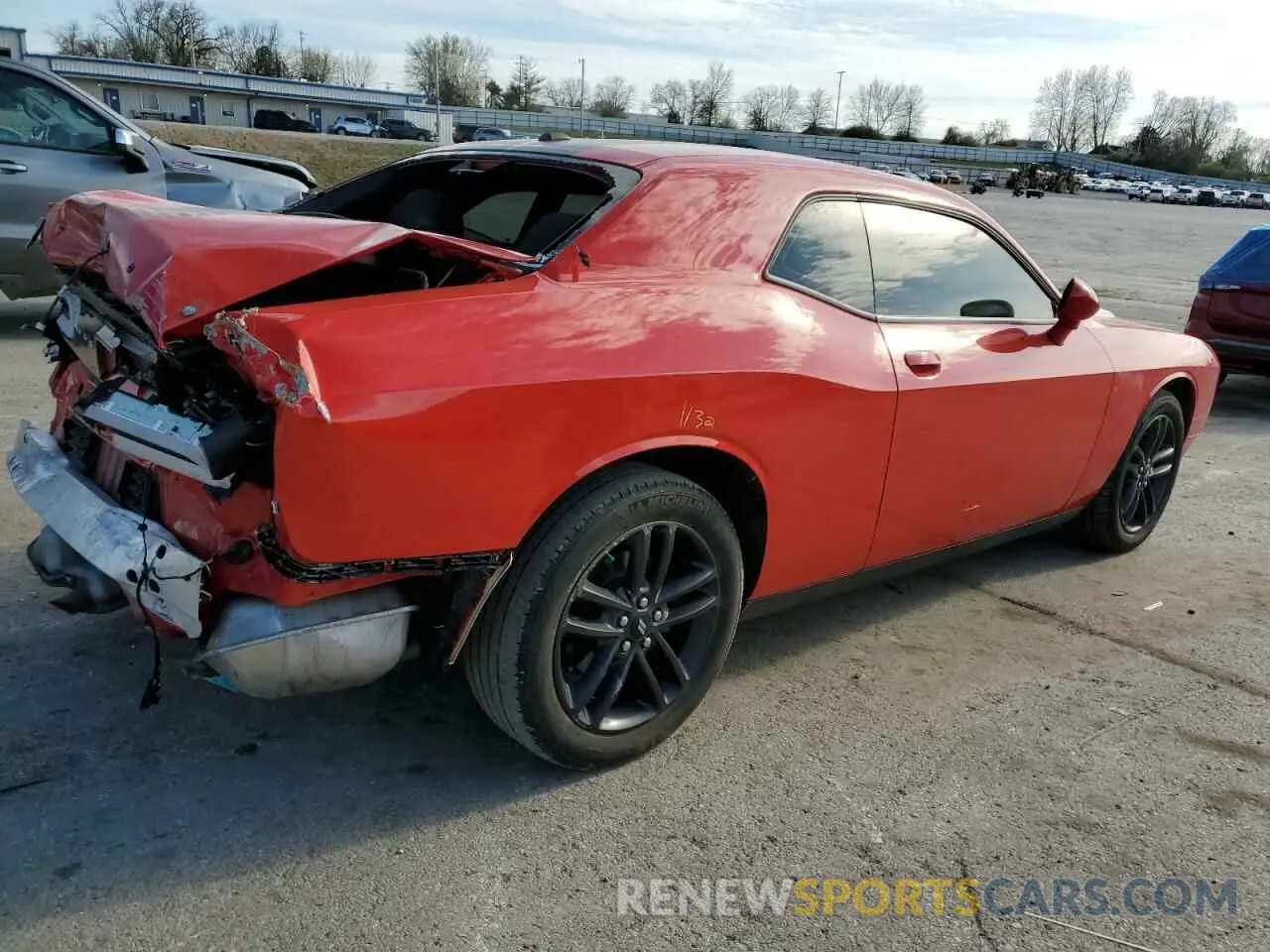 3 fotografías del automóvil dañado 2C3CDZGG9KH665894 DODGE CHALLENGER 2019