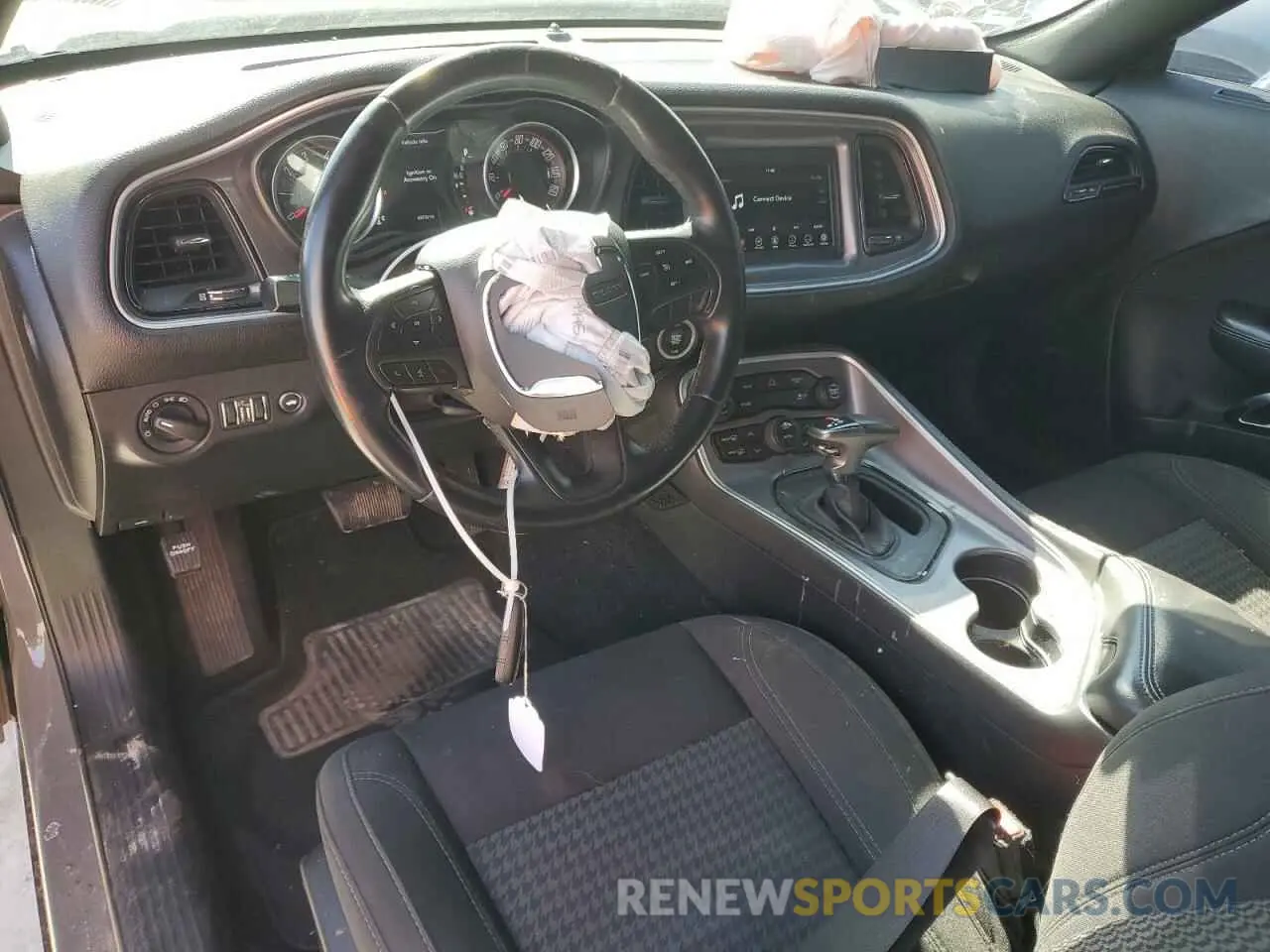 8 fotografías del automóvil dañado 2C3CDZGG9KH680587 DODGE CHALLENGER 2019