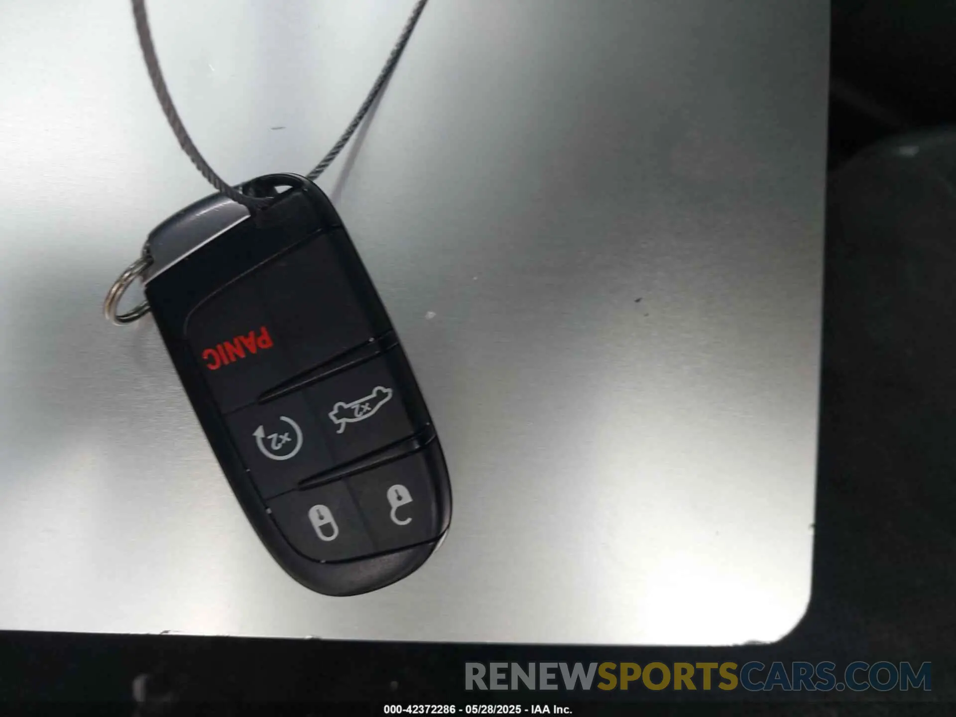 11 fotografías del automóvil dañado 2C3CDZJG2KH756398 DODGE CHALLENGER 2019