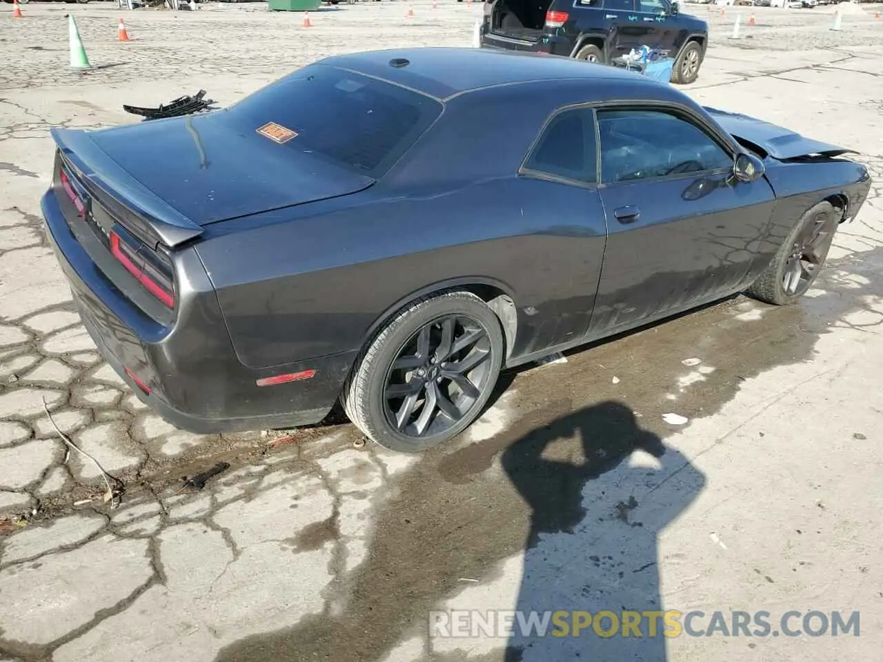 3 fotografías del automóvil dañado 2C3CDZJG8KH503652 DODGE CHALLENGER 2019