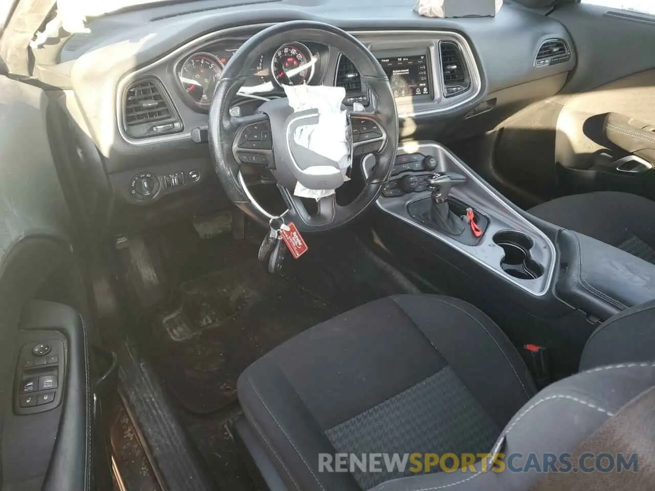 8 fotografías del automóvil dañado 2C3CDZKG6KH683597 DODGE CHALLENGER 2019