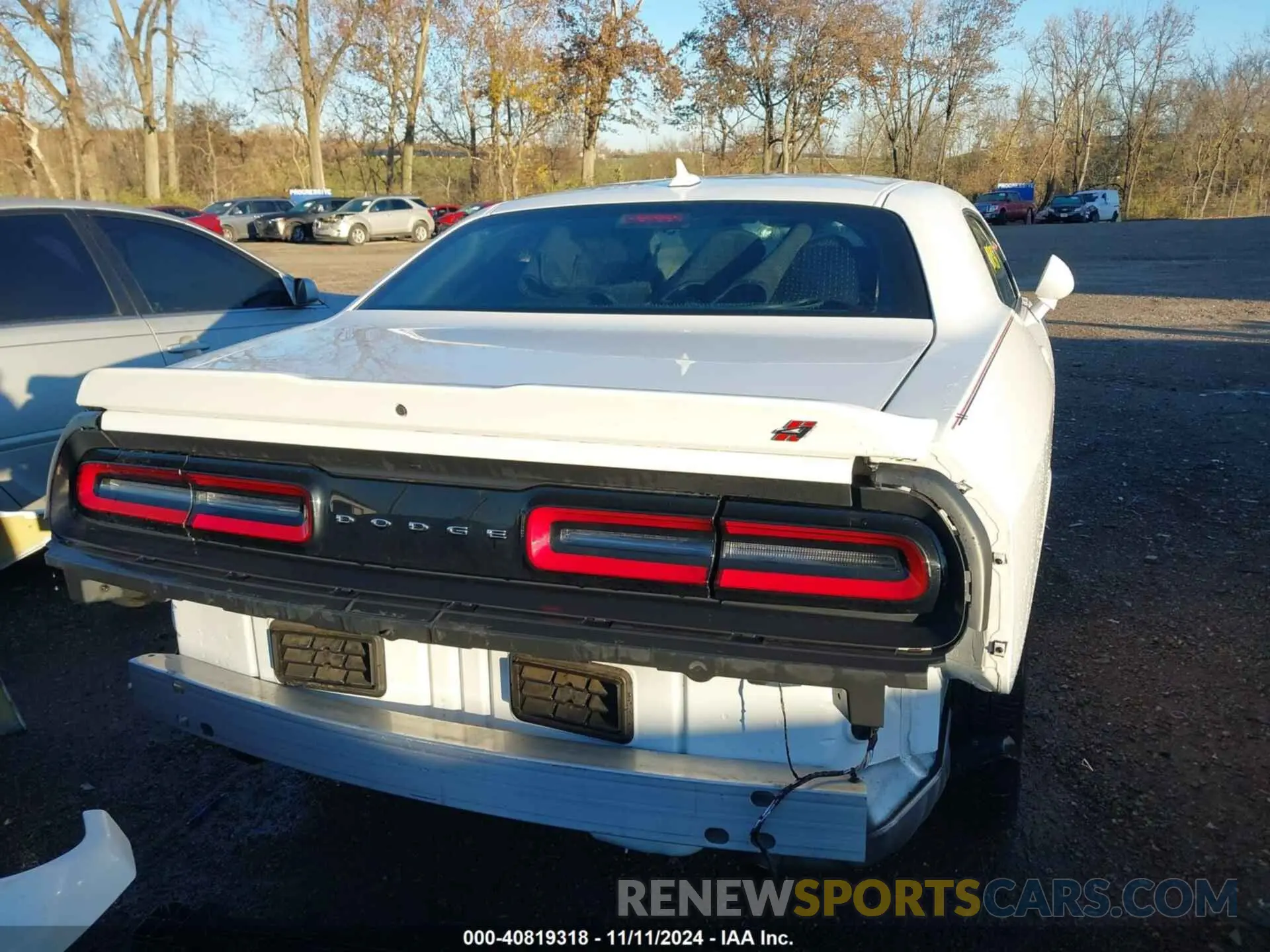 6 fotografías del automóvil dañado 2C3CDZKG7KH517637 DODGE CHALLENGER 2019