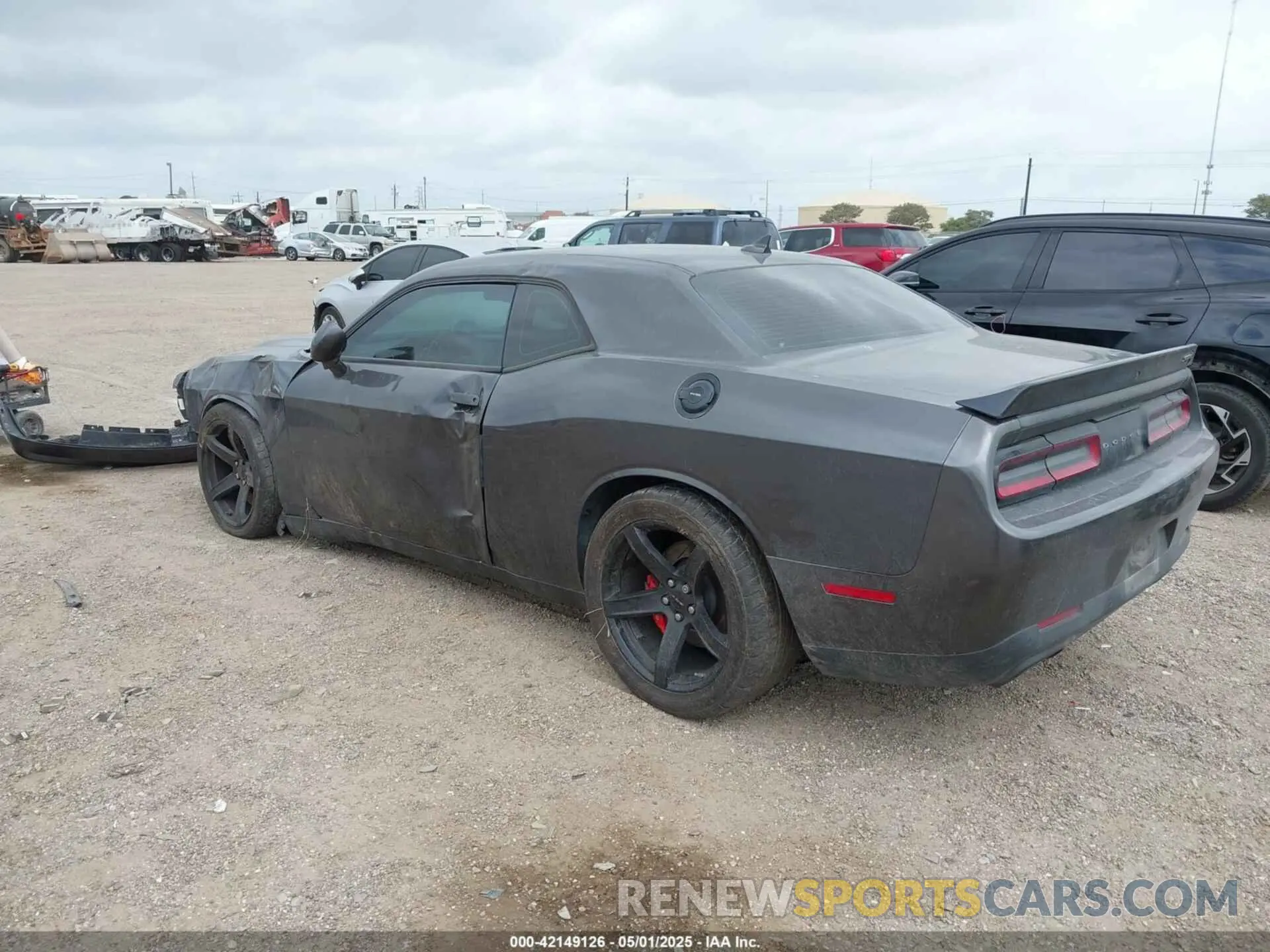 3 fotografías del automóvil dañado 2C3CDZL95KH695031 DODGE CHALLENGER 2019