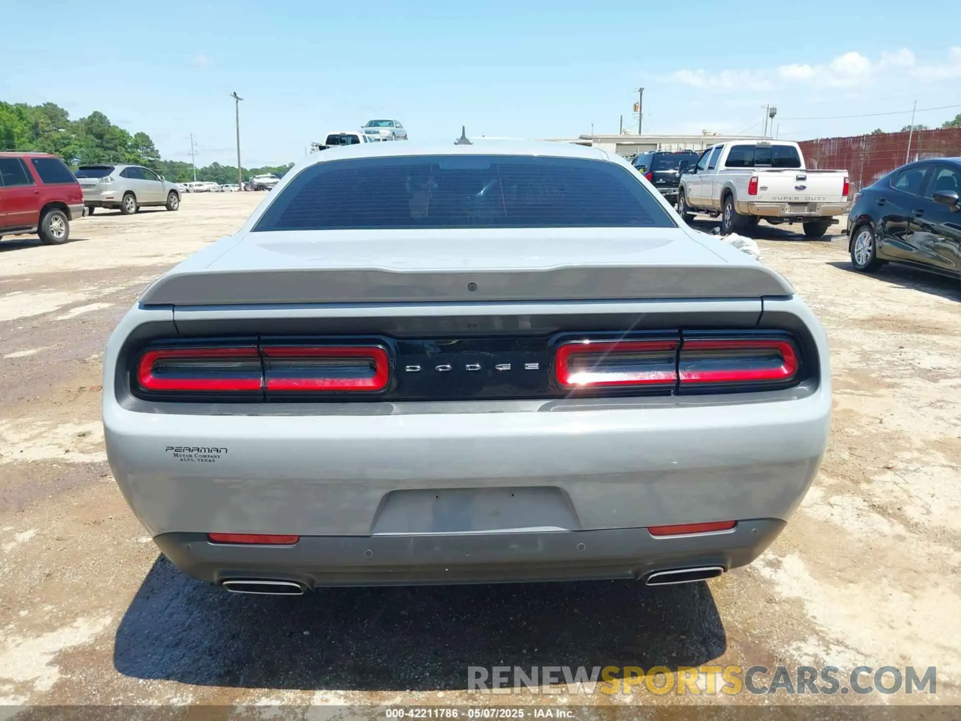 16 fotografías del automóvil dañado 2C3CDZAG0LH199069 DODGE CHALLENGER 2020