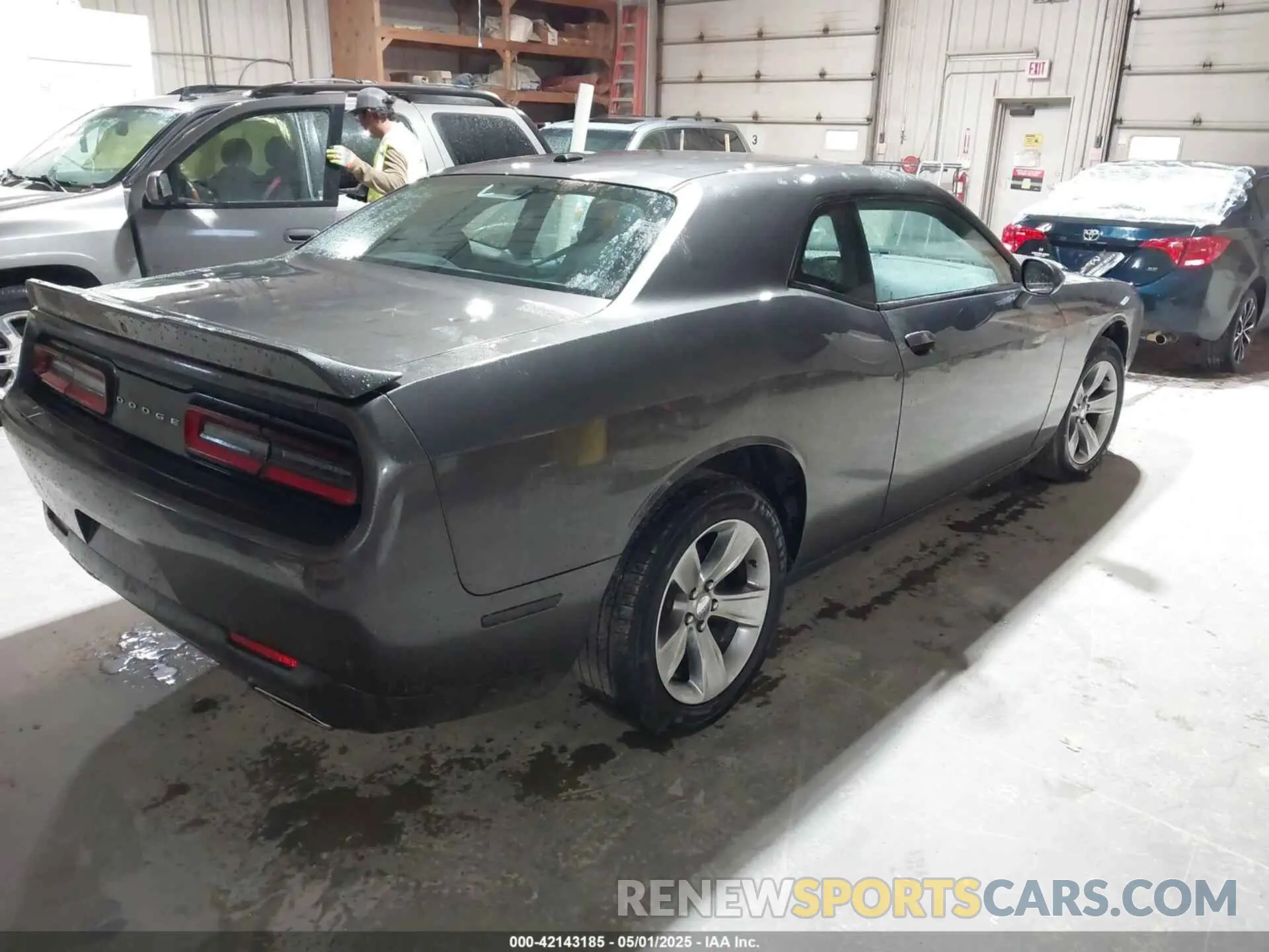 4 fotografías del automóvil dañado 2C3CDZAG0LH203315 DODGE CHALLENGER 2020