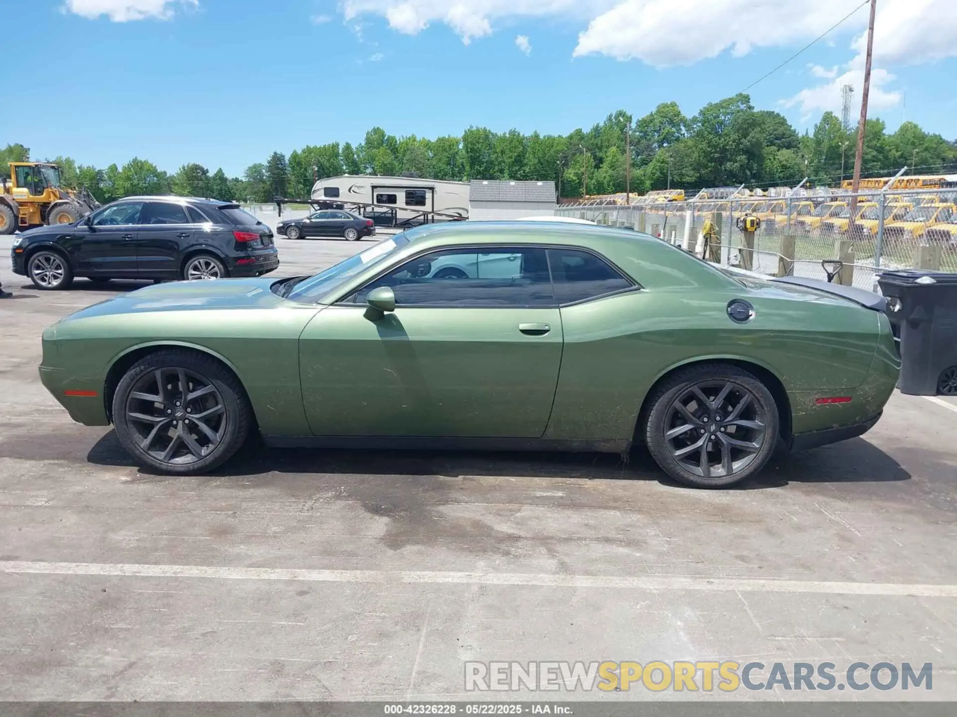 14 fotografías del automóvil dañado 2C3CDZBT0LH118907 DODGE CHALLENGER 2020
