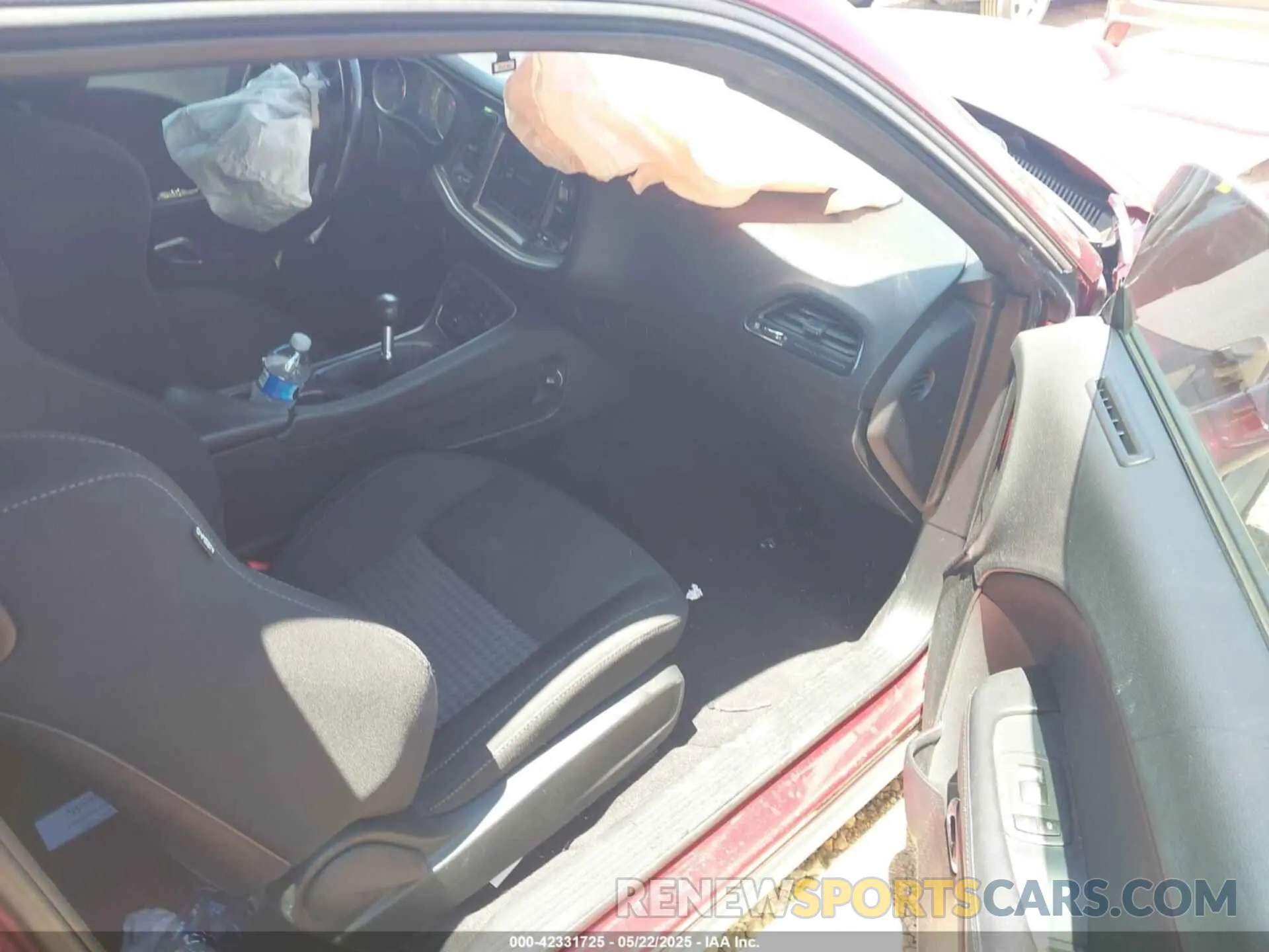 5 fotografías del automóvil dañado 2C3CDZBT3LH119050 DODGE CHALLENGER 2020
