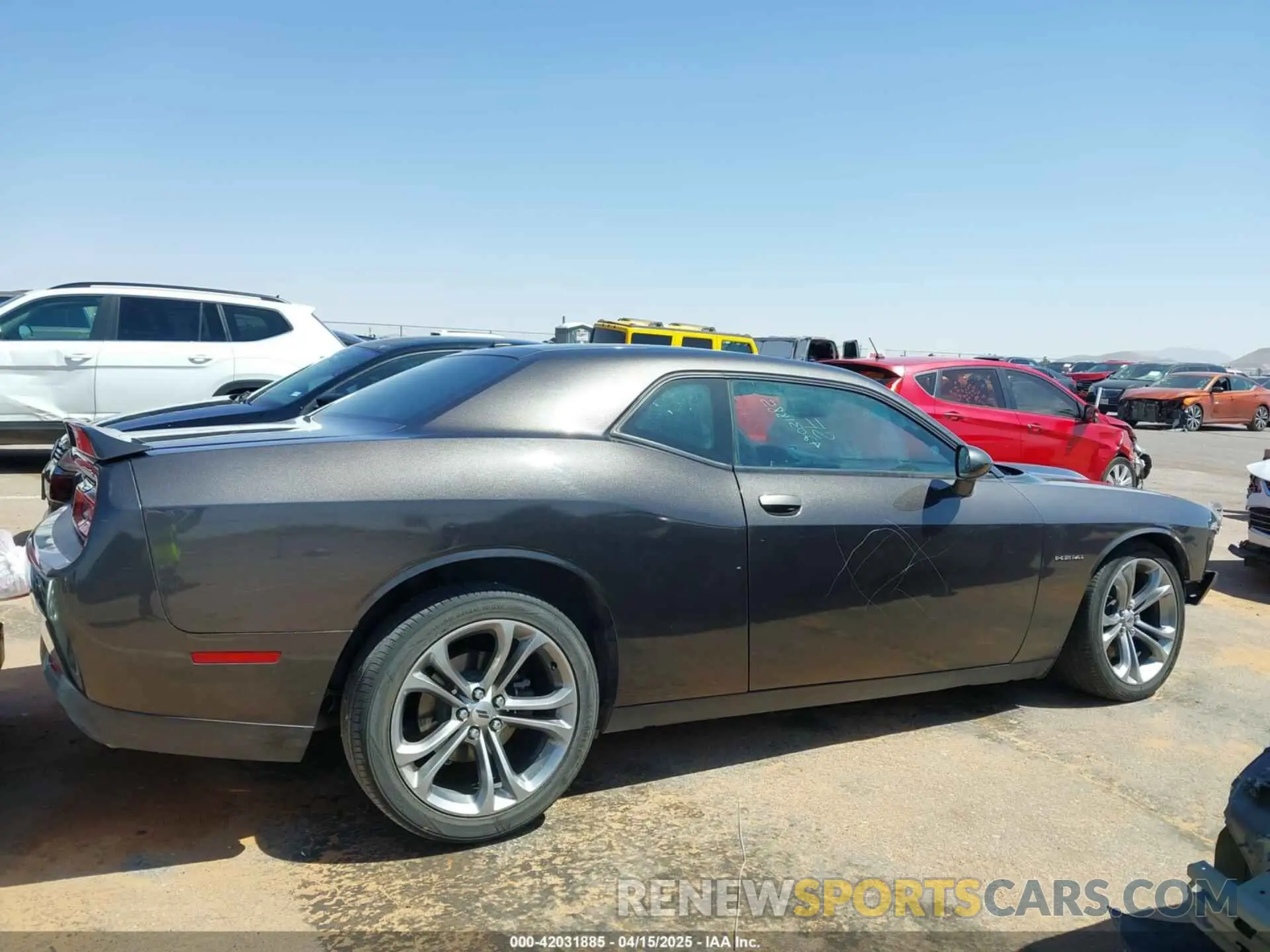 13 fotografías del automóvil dañado 2C3CDZBT4LH118375 DODGE CHALLENGER 2020
