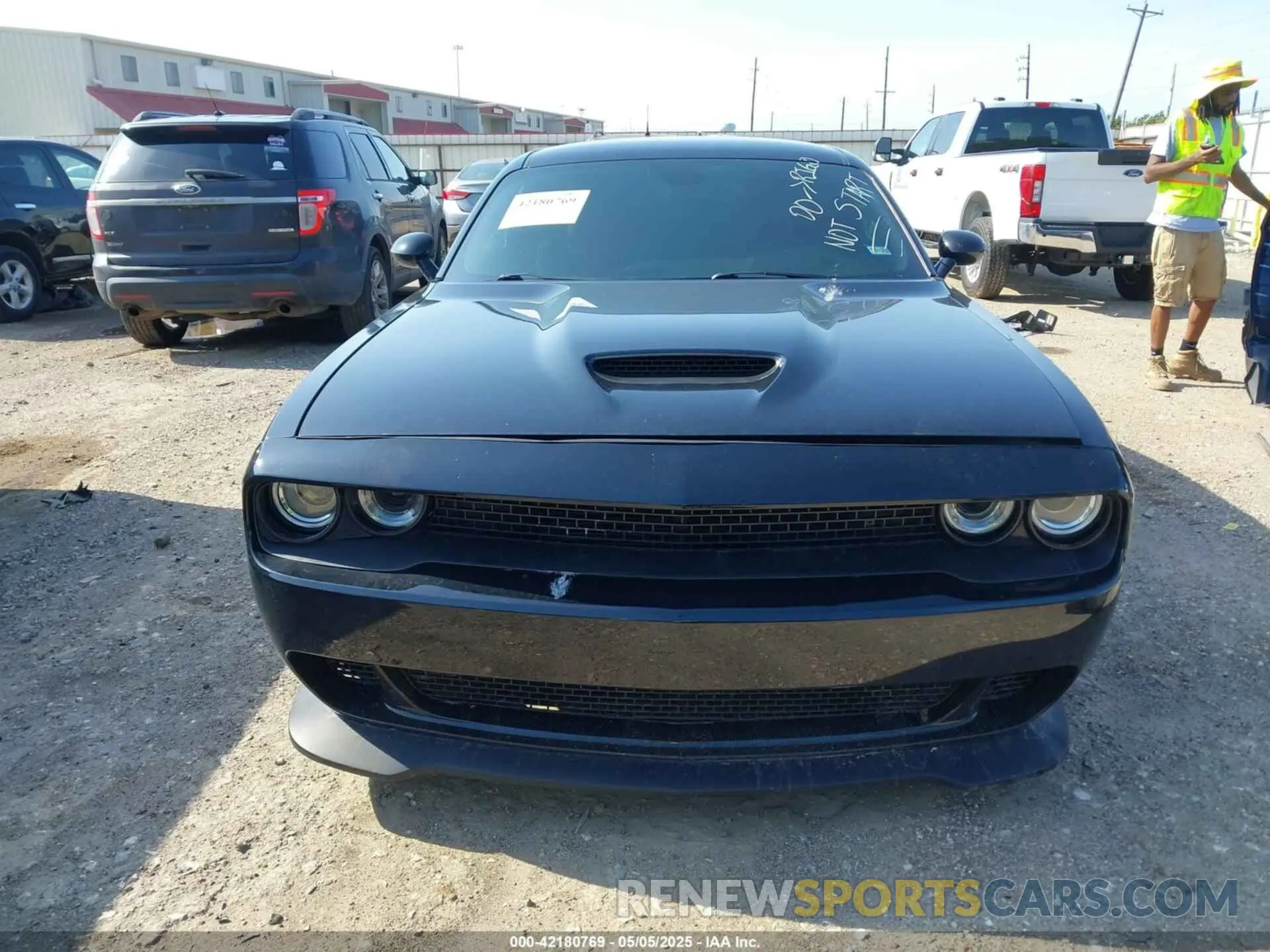 12 fotografías del automóvil dañado 2C3CDZBT6LH235939 DODGE CHALLENGER 2020