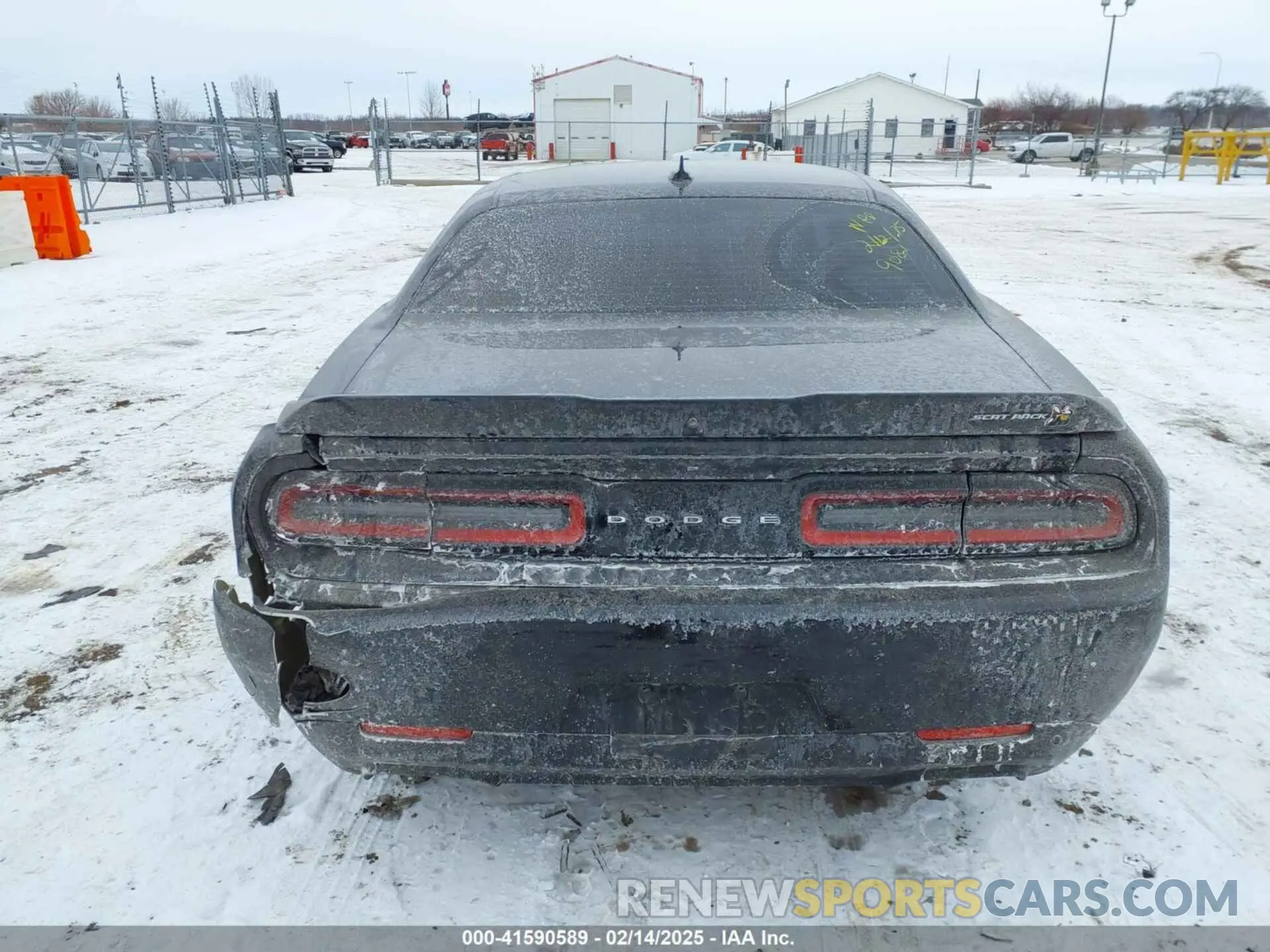 16 fotografías del automóvil dañado 2C3CDZFJ0LH149082 DODGE CHALLENGER 2020