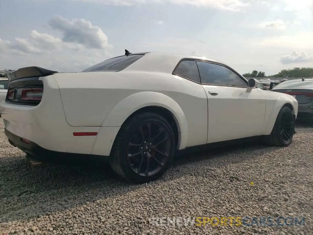 3 fotografías del automóvil dañado 2C3CDZFJ1LH106063 DODGE CHALLENGER 2020
