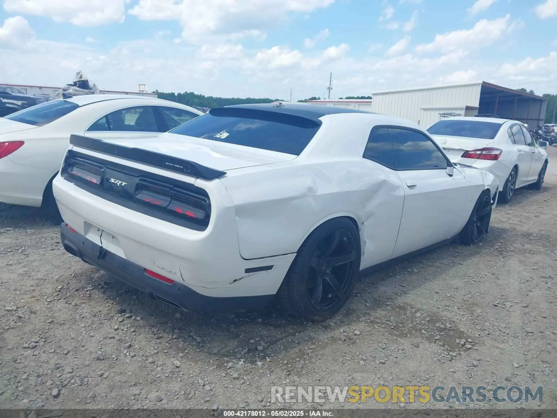4 fotografías del automóvil dañado 2C3CDZFJ1LH117418 DODGE CHALLENGER 2020