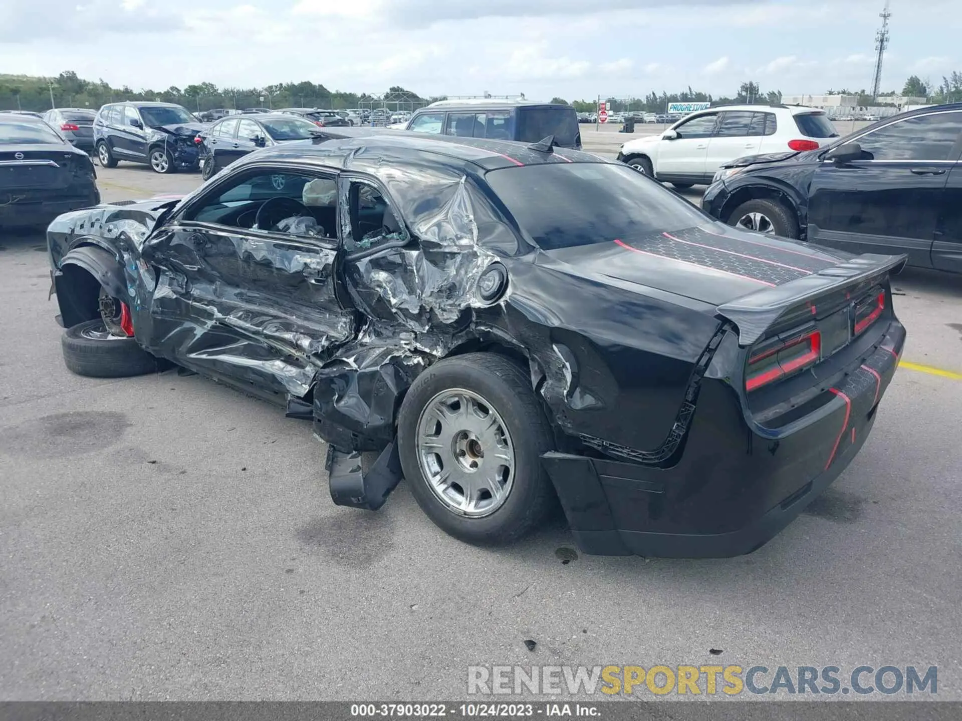 3 fotografías del automóvil dañado 2C3CDZFJ2LH203577 DODGE CHALLENGER 2020